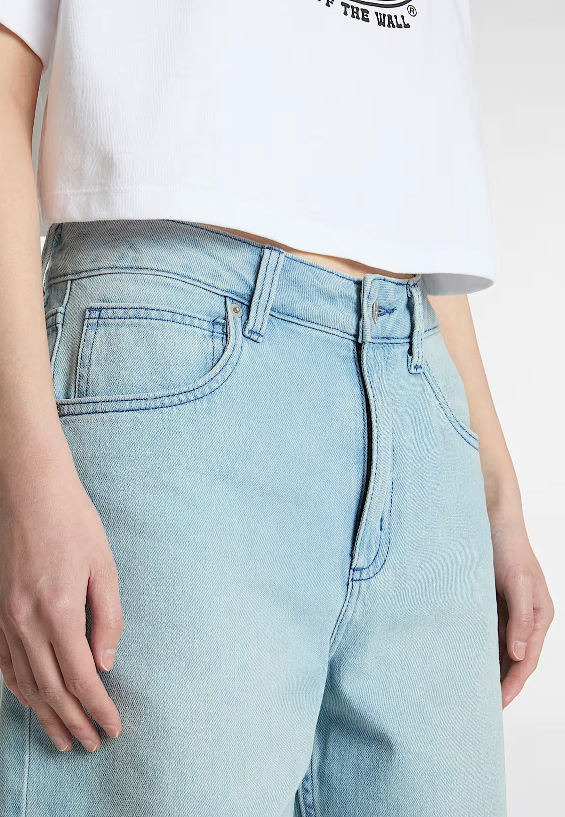 Vans - Sirelle Cut-Off Jorts Light Stonewash - Shorts | Women-Image