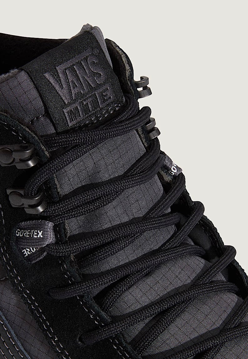 Vans - MTE Sk8-Hi Gore-Tex Insulated Black/Black - Shoes | Men-Image