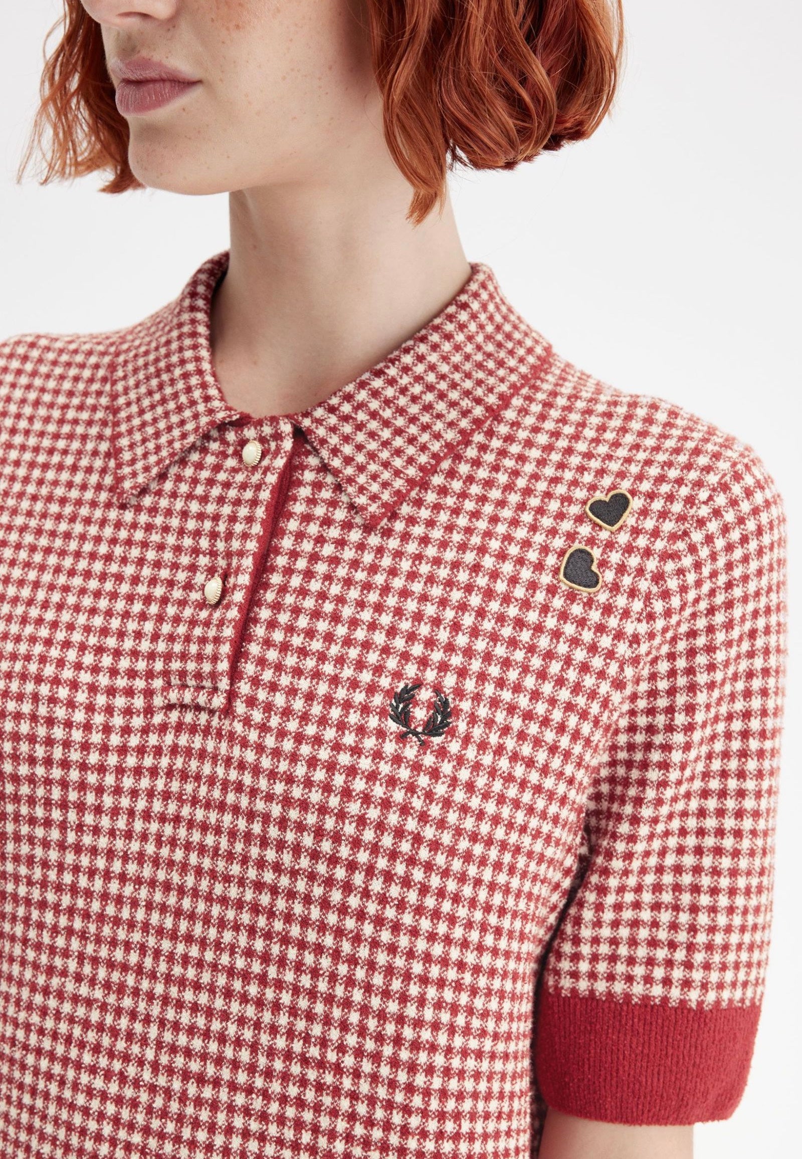 Fred Perry x Amy Winehouse - Gingham Knitted Burnt Red - Polo | Women-Image