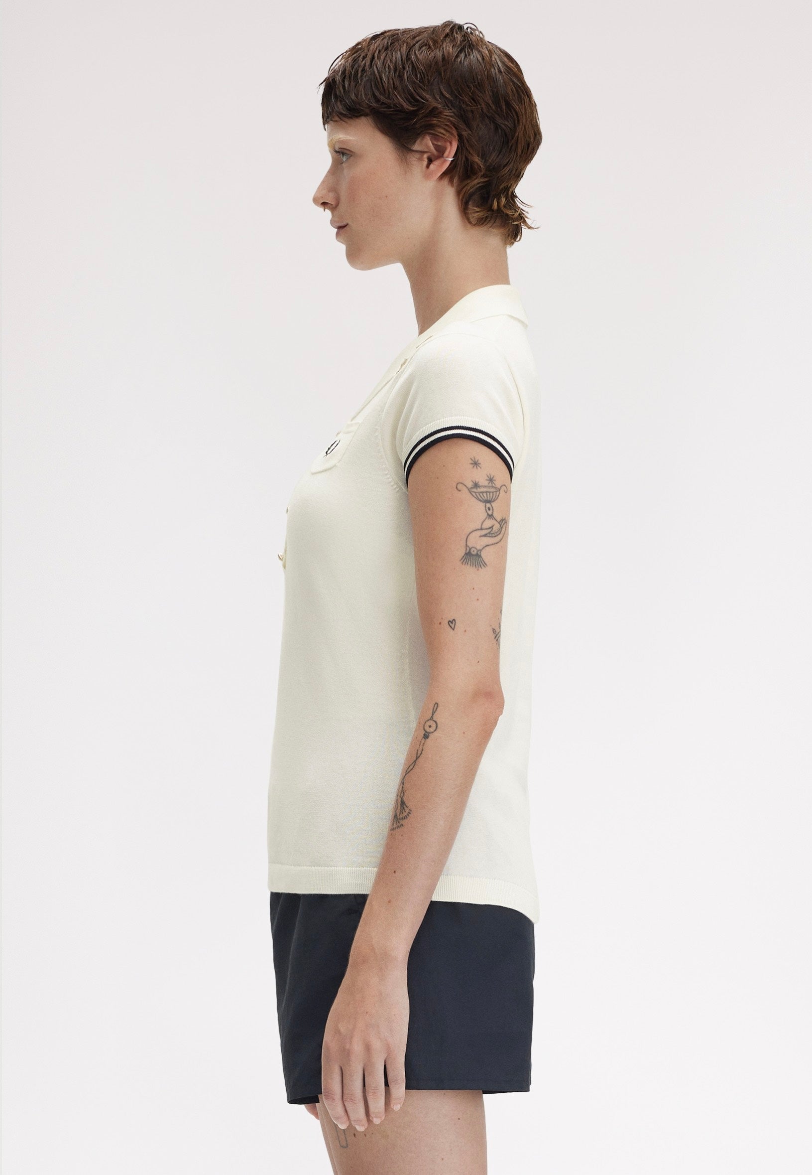 Fred Perry x Amy Winehouse - Pocket Detail Knitted Light Ecru - Polo | Women-Image