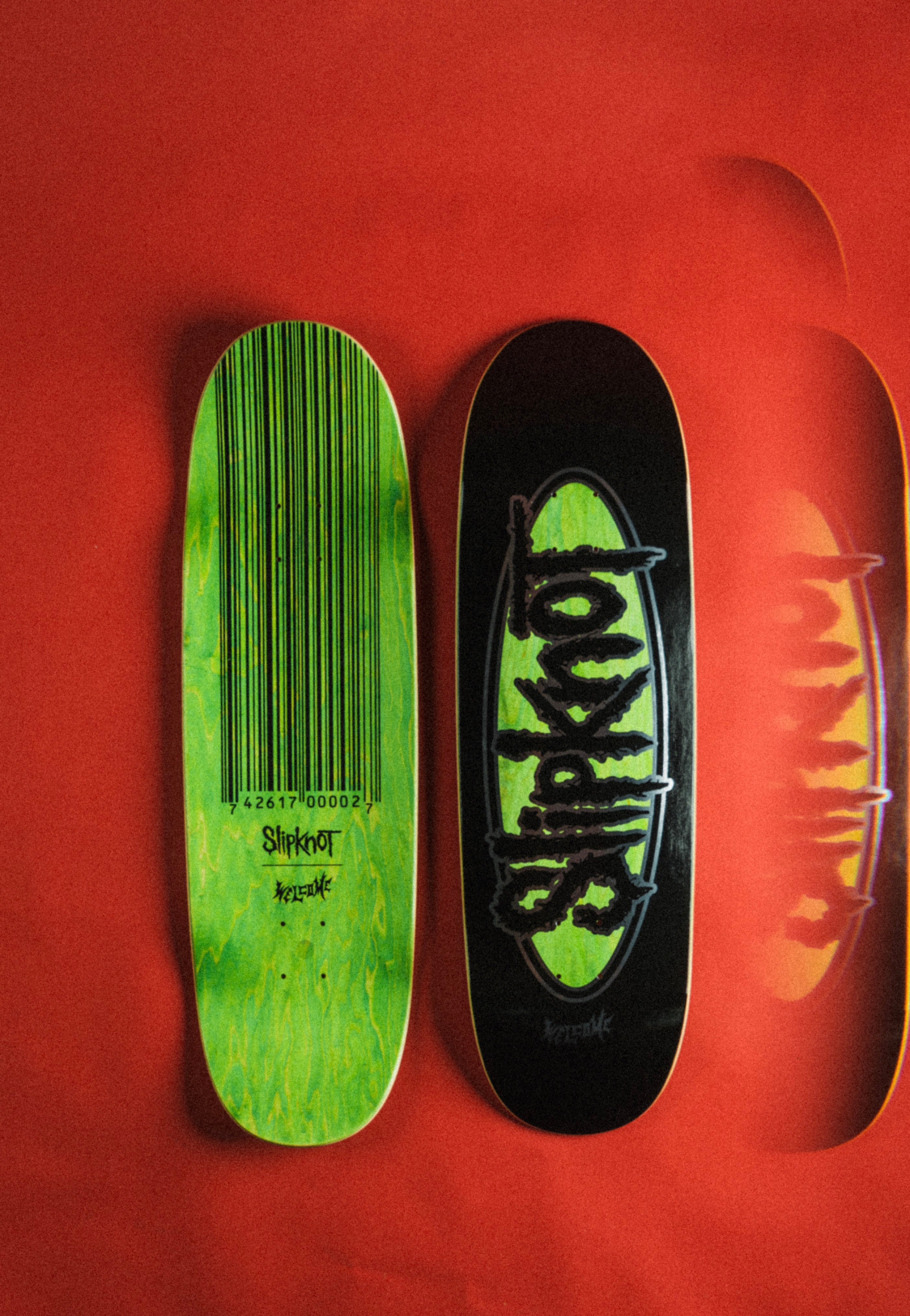 Welcome x Slipknot - Oval Logo on Boline 2.0 - 9.5" Black/Green Stain - Skate Deck | Neutral-Image