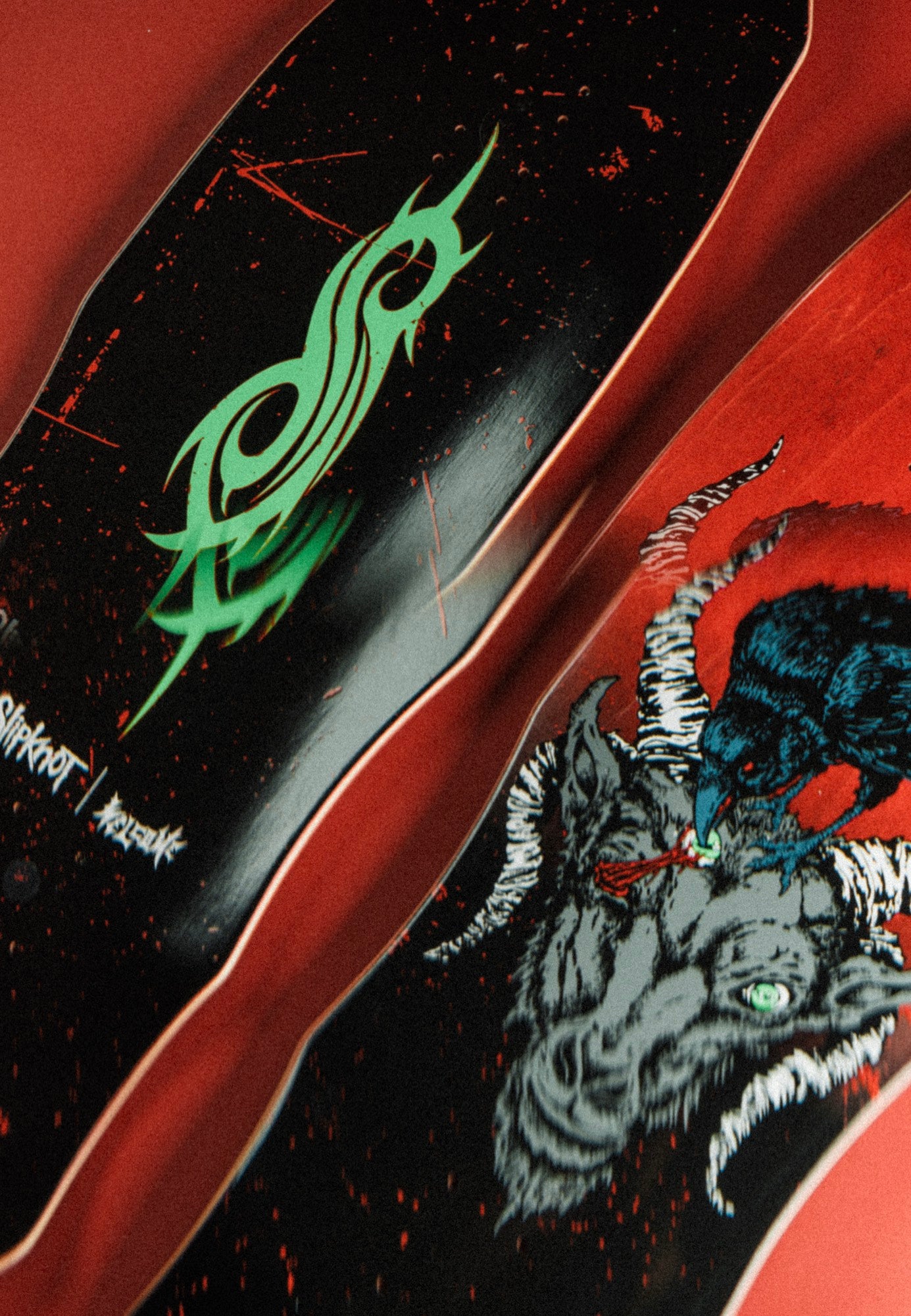 Welcome x Slipknot - Spit it Out on Dark Lord 9.75" Black/Red Stain  - Skate Deck | Neutral-Image