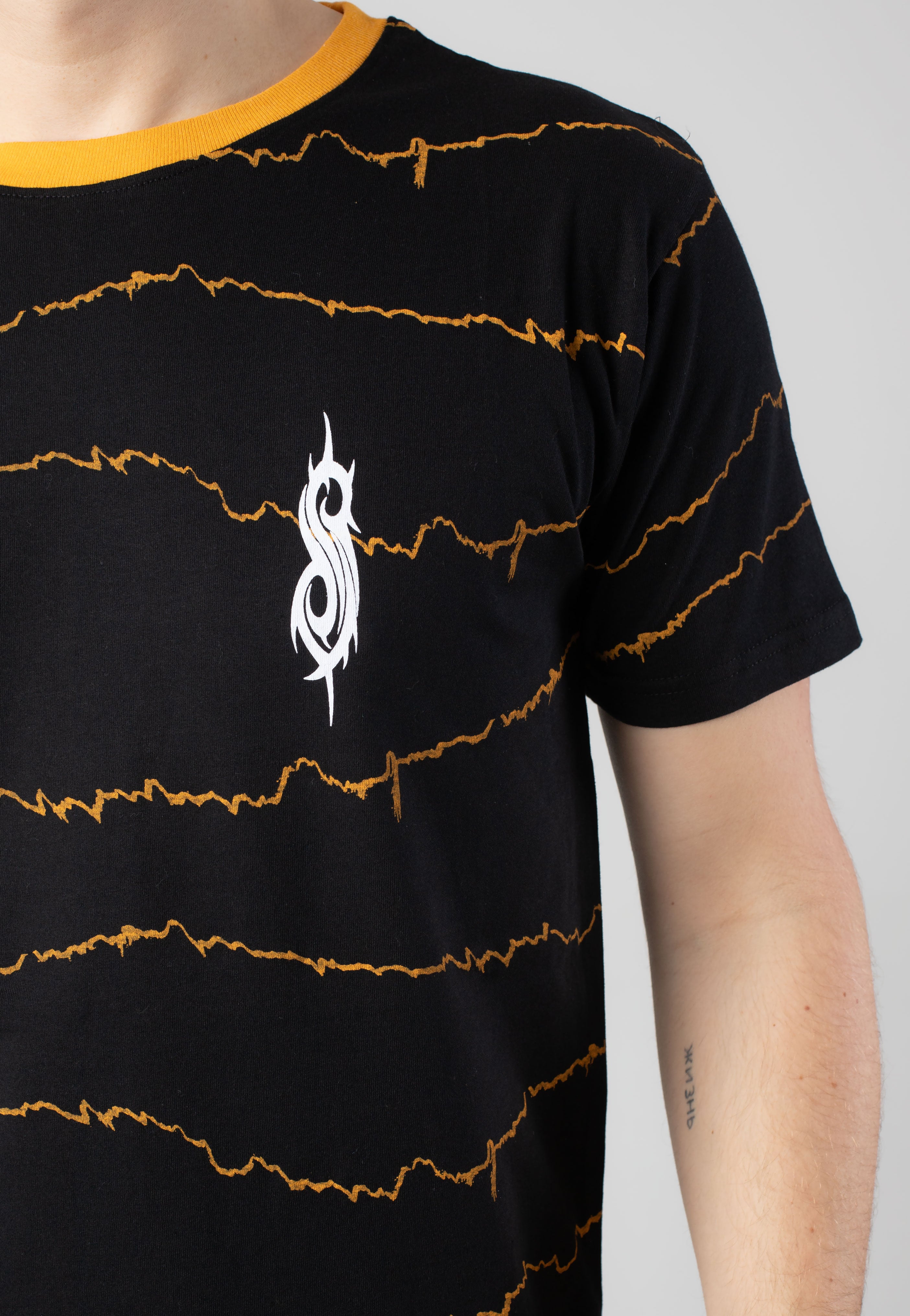 Slipknot - The End So Far Tribal & Barcode Ringer - T-Shirt | Men-Image