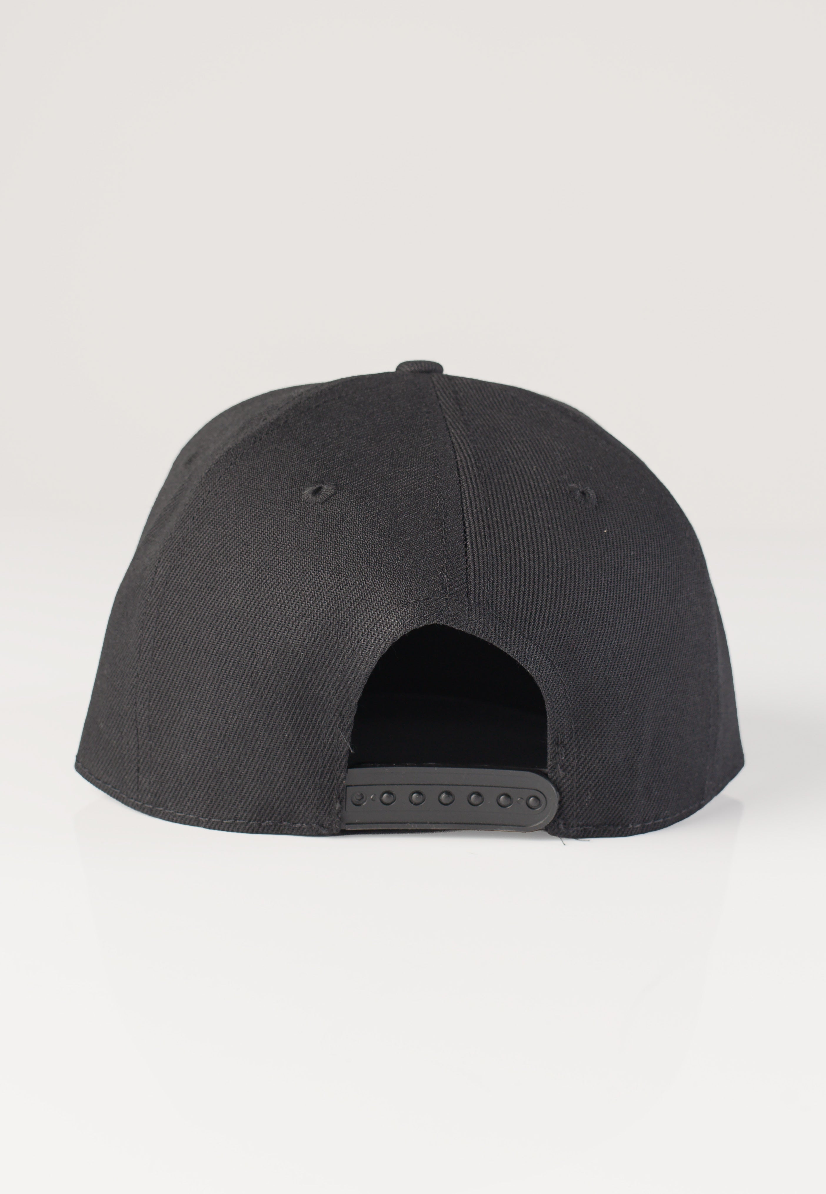 Stick To Your Guns - Chain - Snapback | Neutral-Image