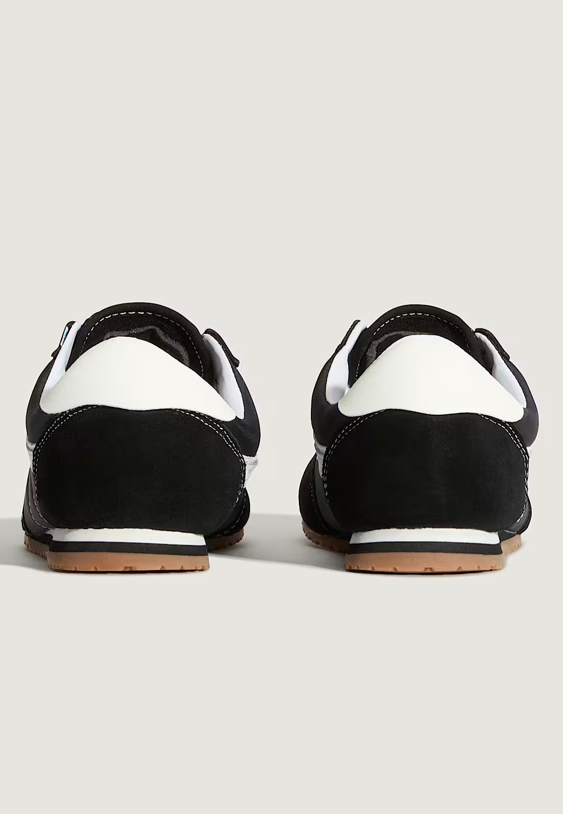 Vans - Super Lowpro Black - Girl Shoes | Women-Image