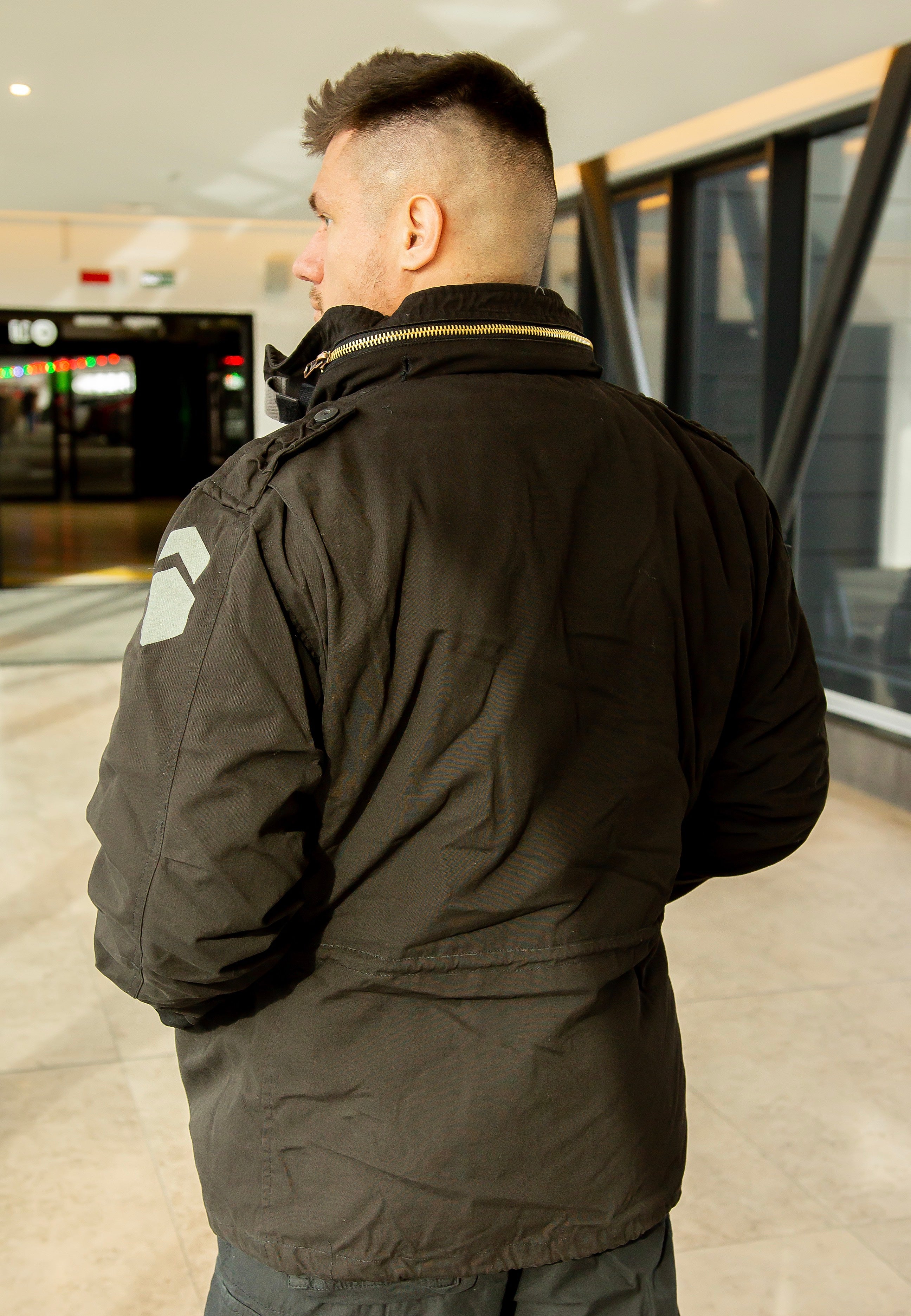 黒ミリタリー風コスプレジャケット (ジャンク) Surplus Regiment M 65 Black - Jacket | Impericon