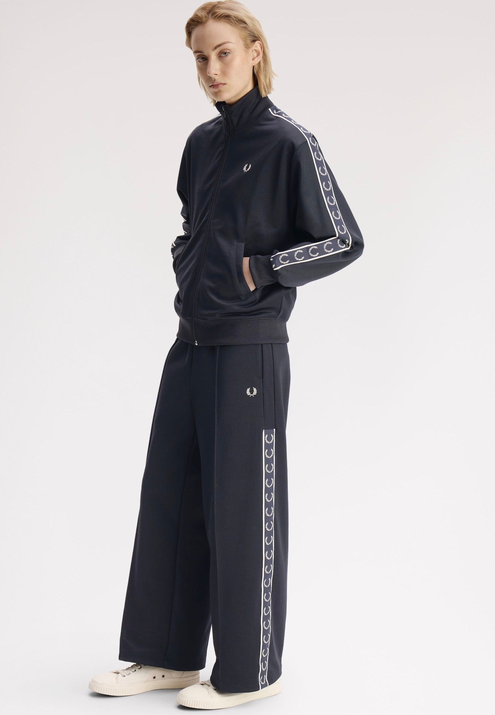 Fred Perry - Taped Track Navy - Sweat Pants | Women-Image