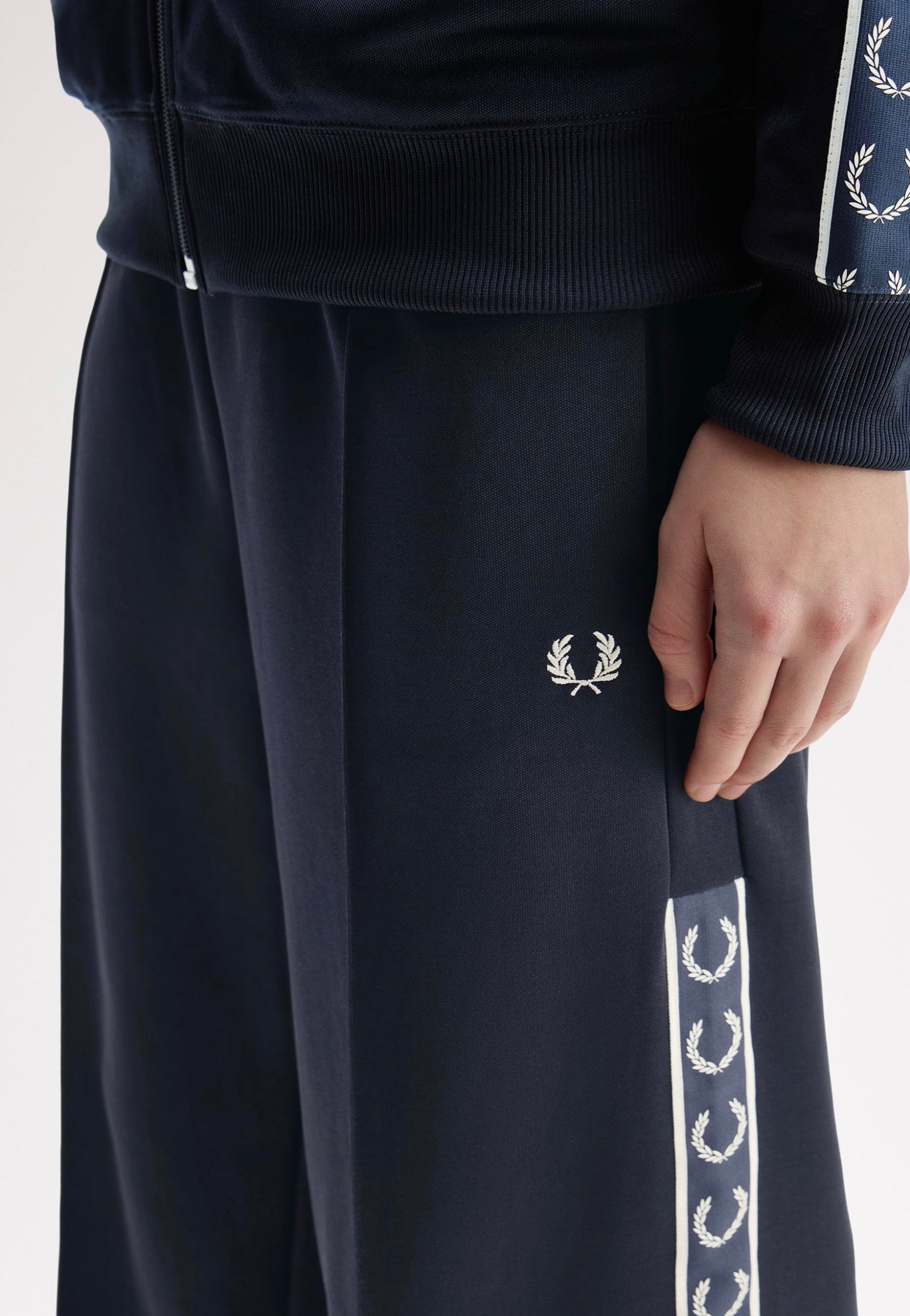 Fred Perry - Taped Track Navy - Sweat Pants | Women-Image