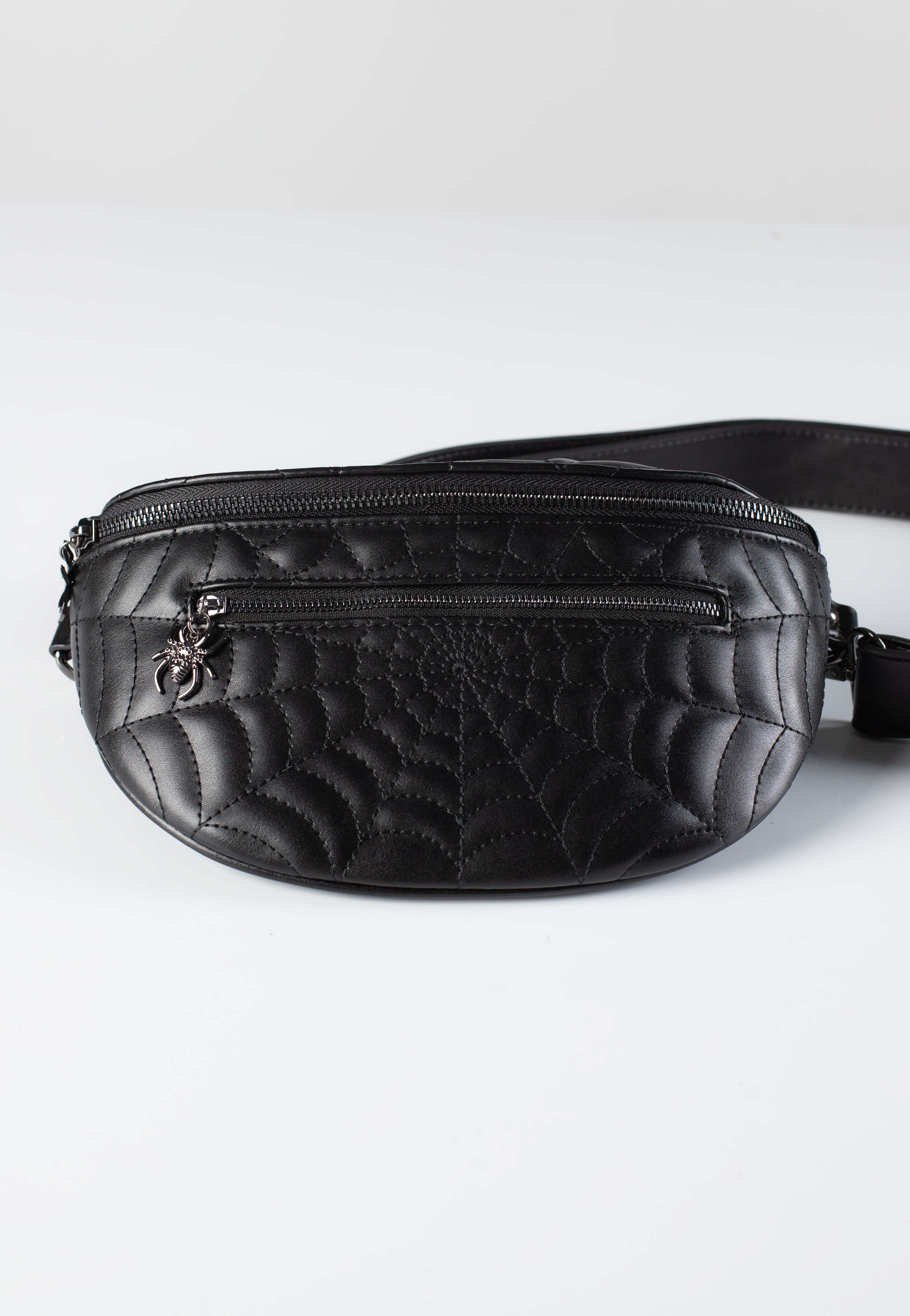 Foxblood - Web Fanny Black - Hip Bag | Women-Image