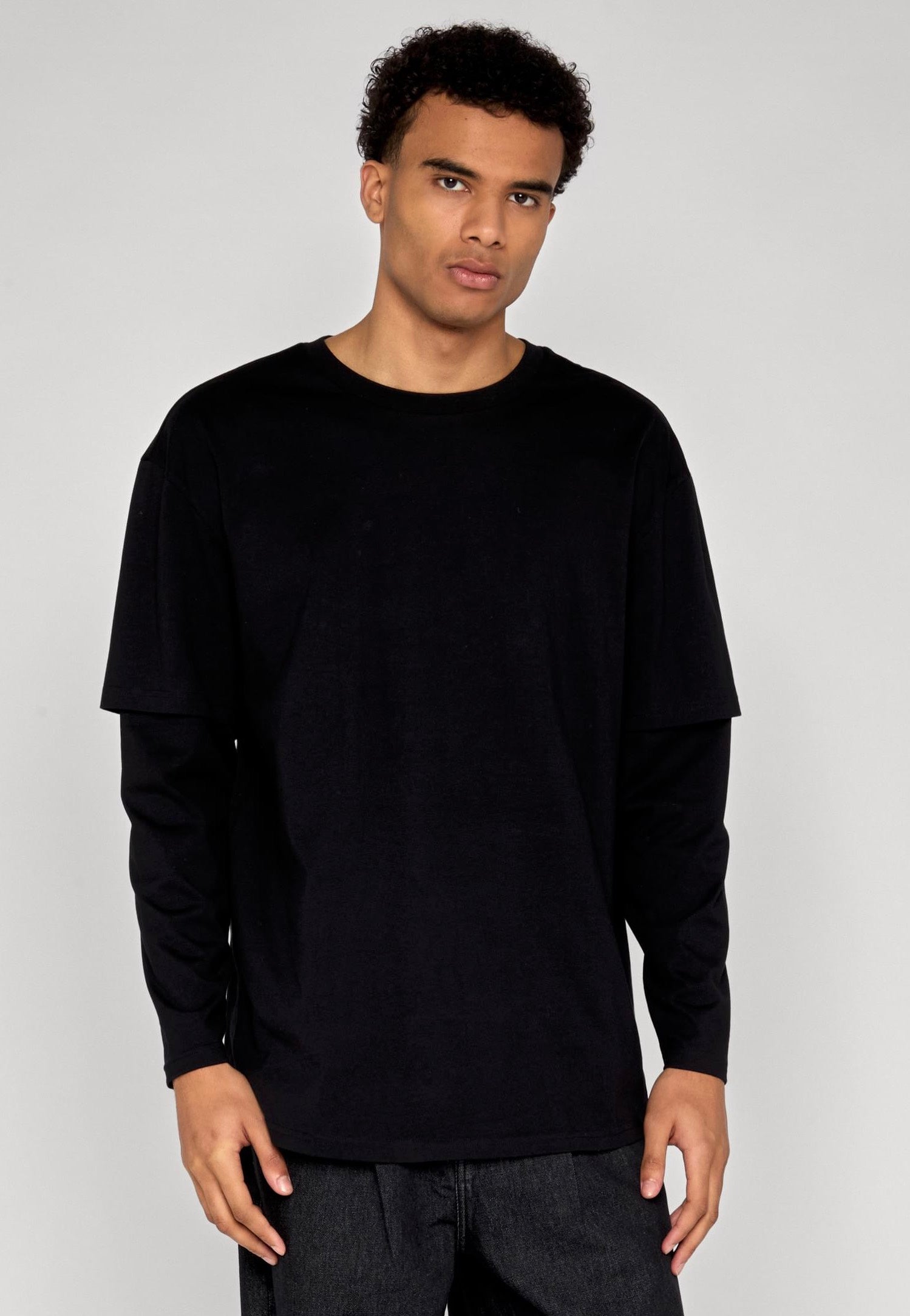 Urban Classics - Oversized Shaped Double Layer Black/Black - Longsleeve | Men-Image