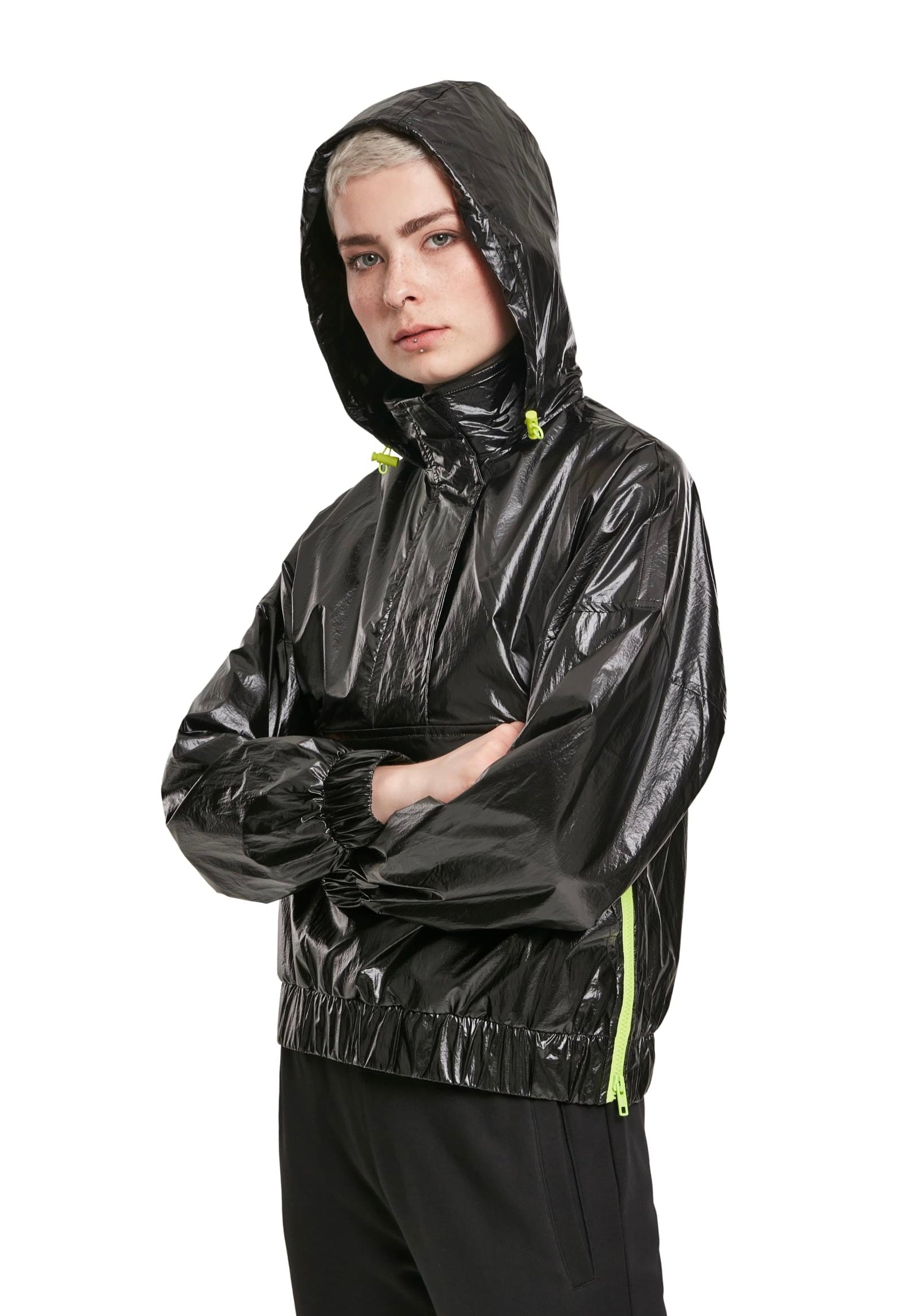 Urban Classics - Ladies Vanish Crinkle Pull Over Black - Windbreaker | Women-Image