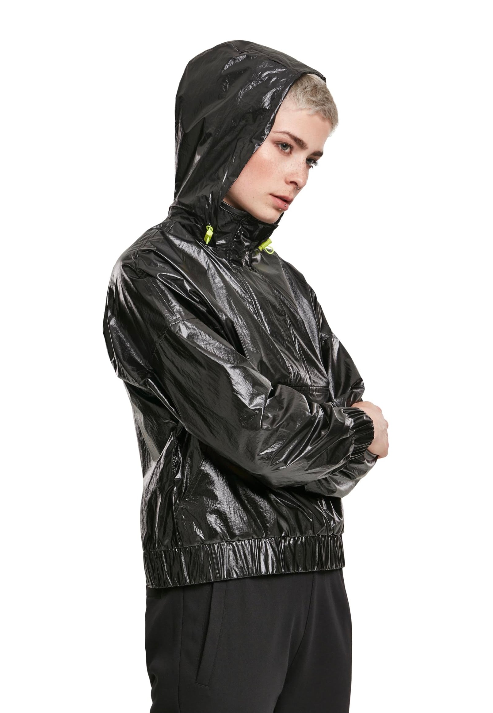 Urban Classics - Ladies Vanish Crinkle Pull Over Black - Windbreaker | Women-Image