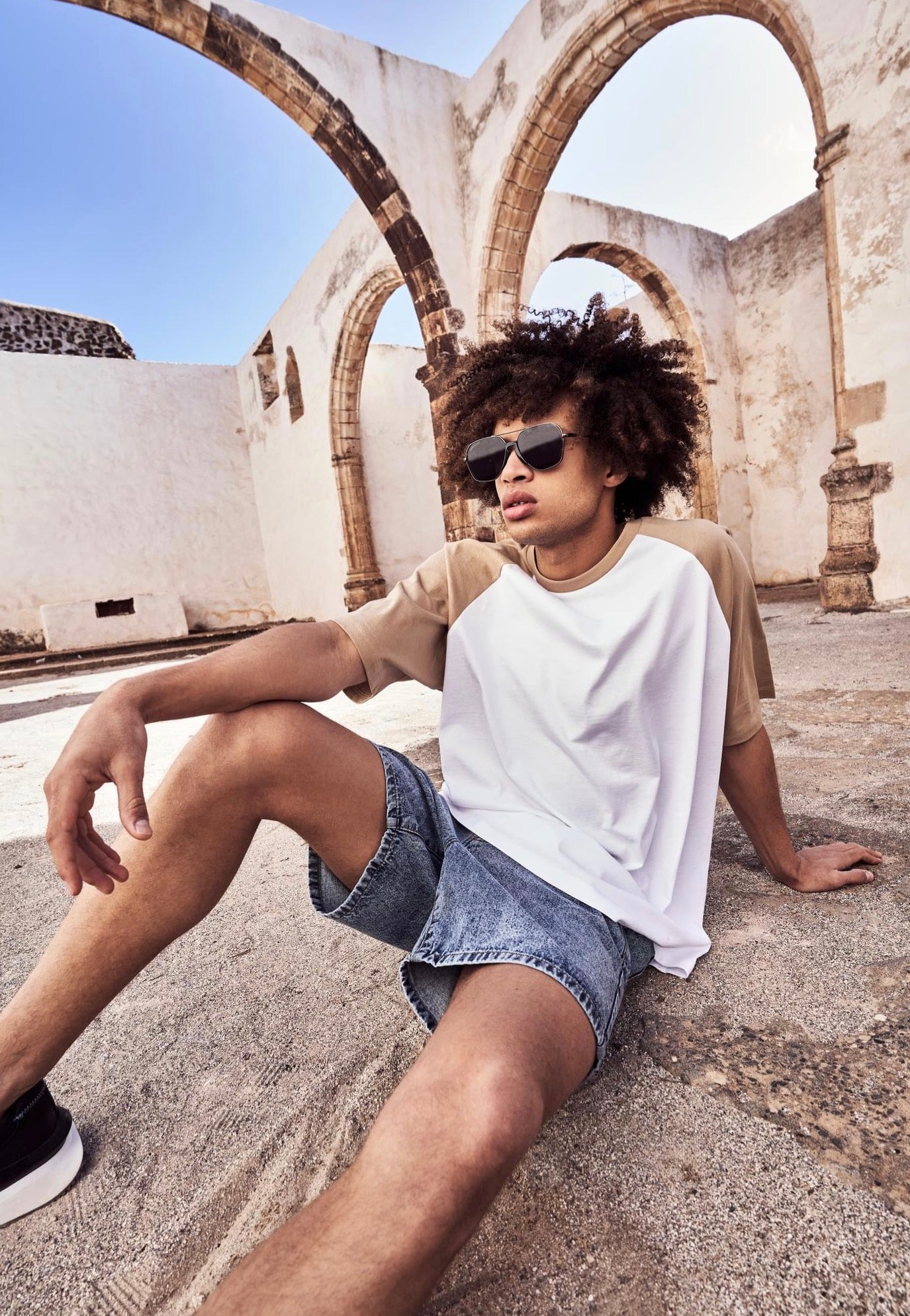 Urban Classics - Organic Denim Bermuda Light Skyblue Acid Washed - Shorts | Men-Image