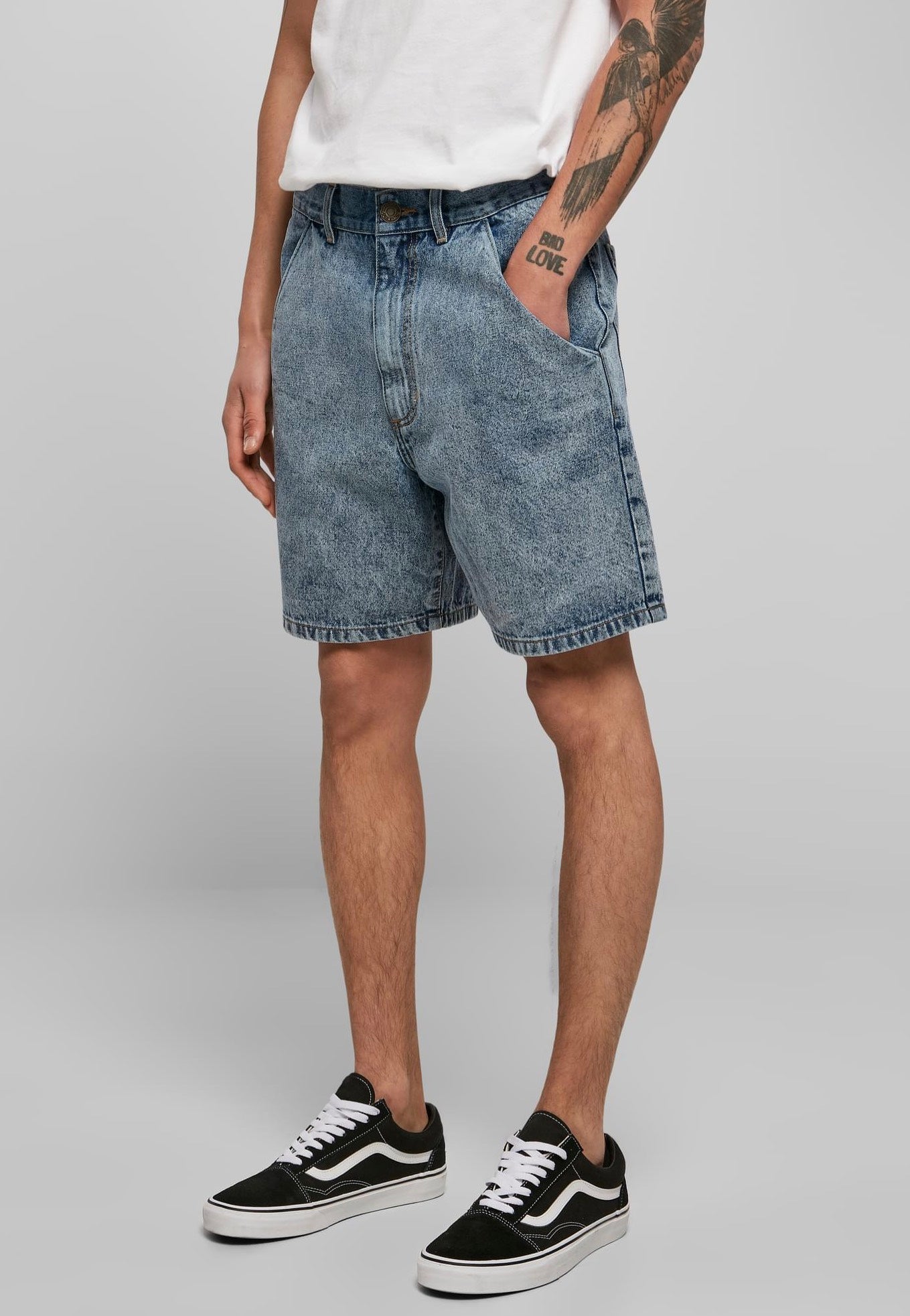 Urban Classics - Organic Denim Bermuda Light Skyblue Acid Washed - Shorts | Men-Image