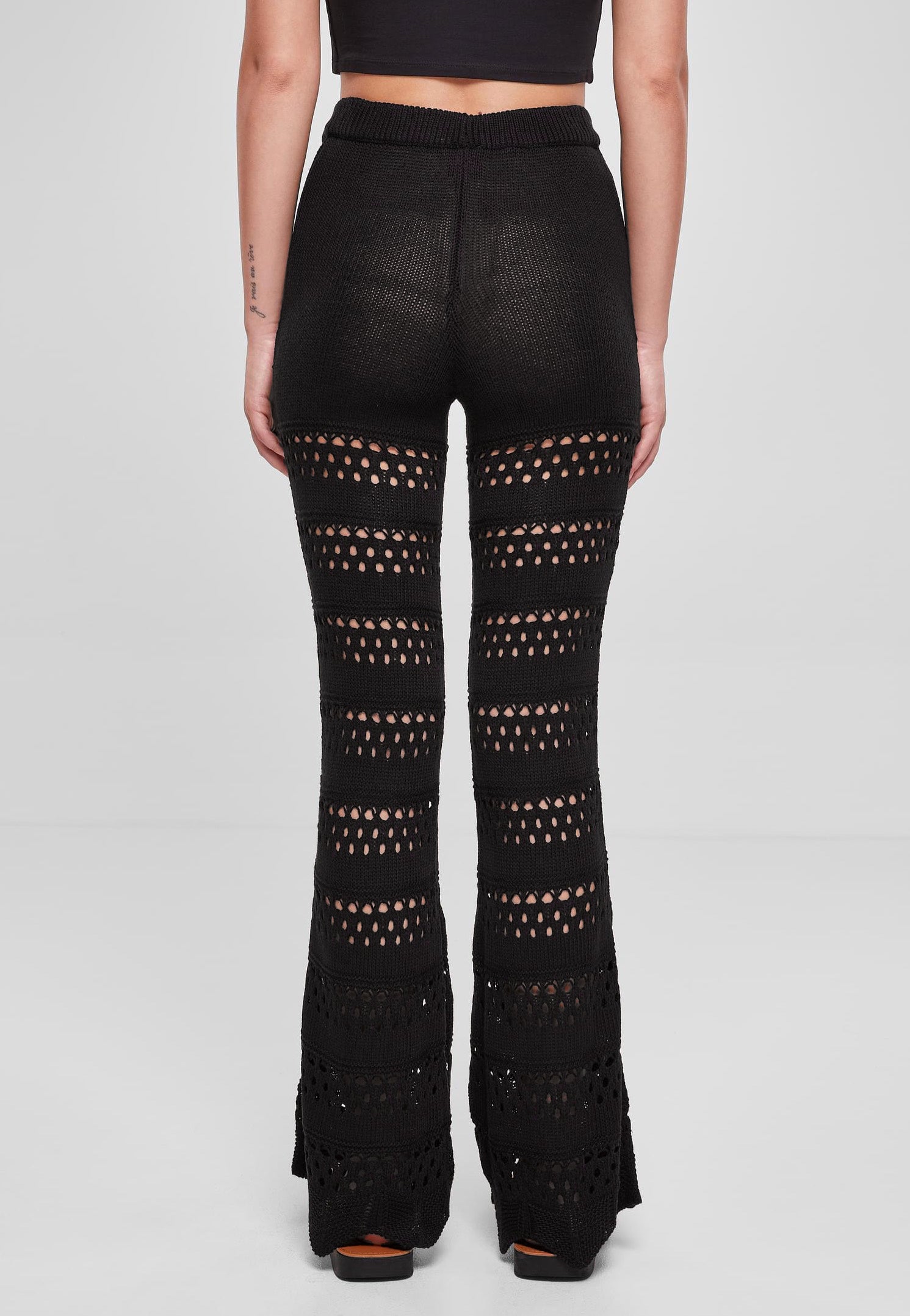 Urban Classics - Ladies Flared Crochet Knit Black - Pants | Impericon