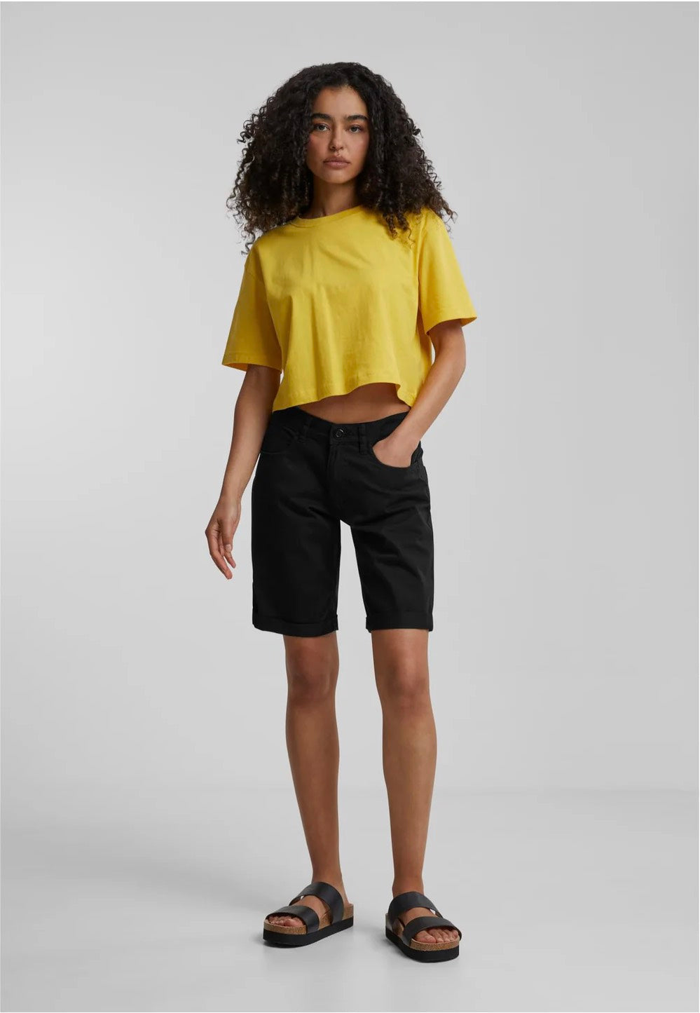 Urban Classics - Ladies Organic Cotton Bermuda Black - Shorts | Women-Image