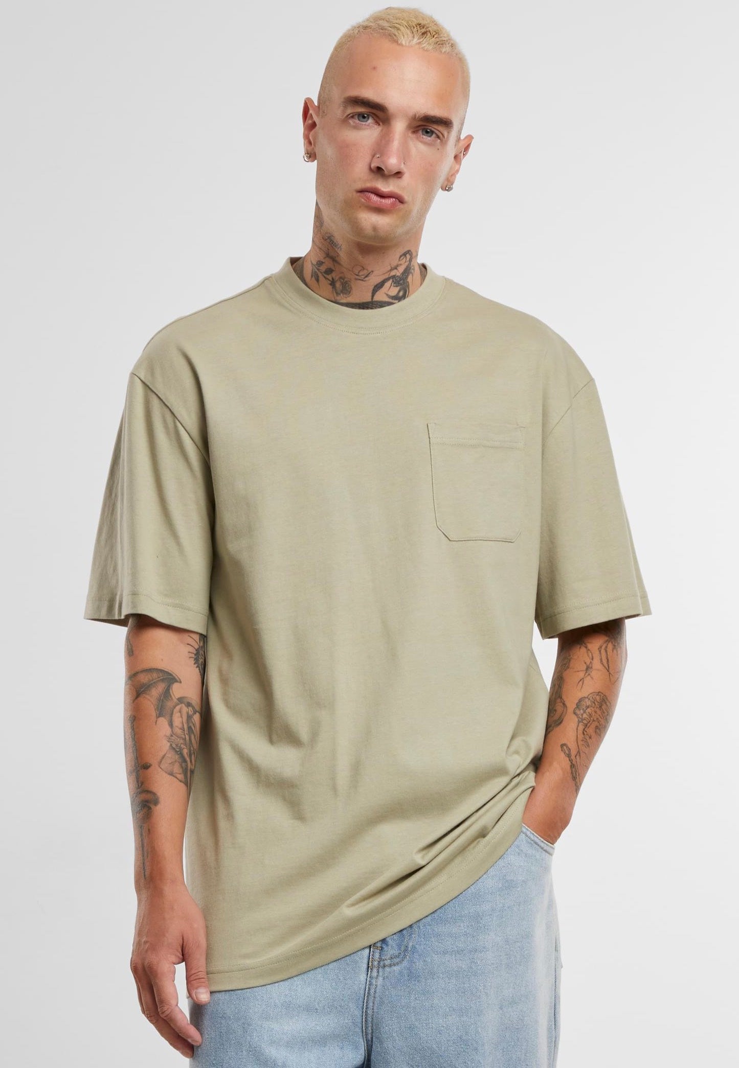 Urban Classics - Tall Pocket Salviagrey - T-Shirt | Men-Image
