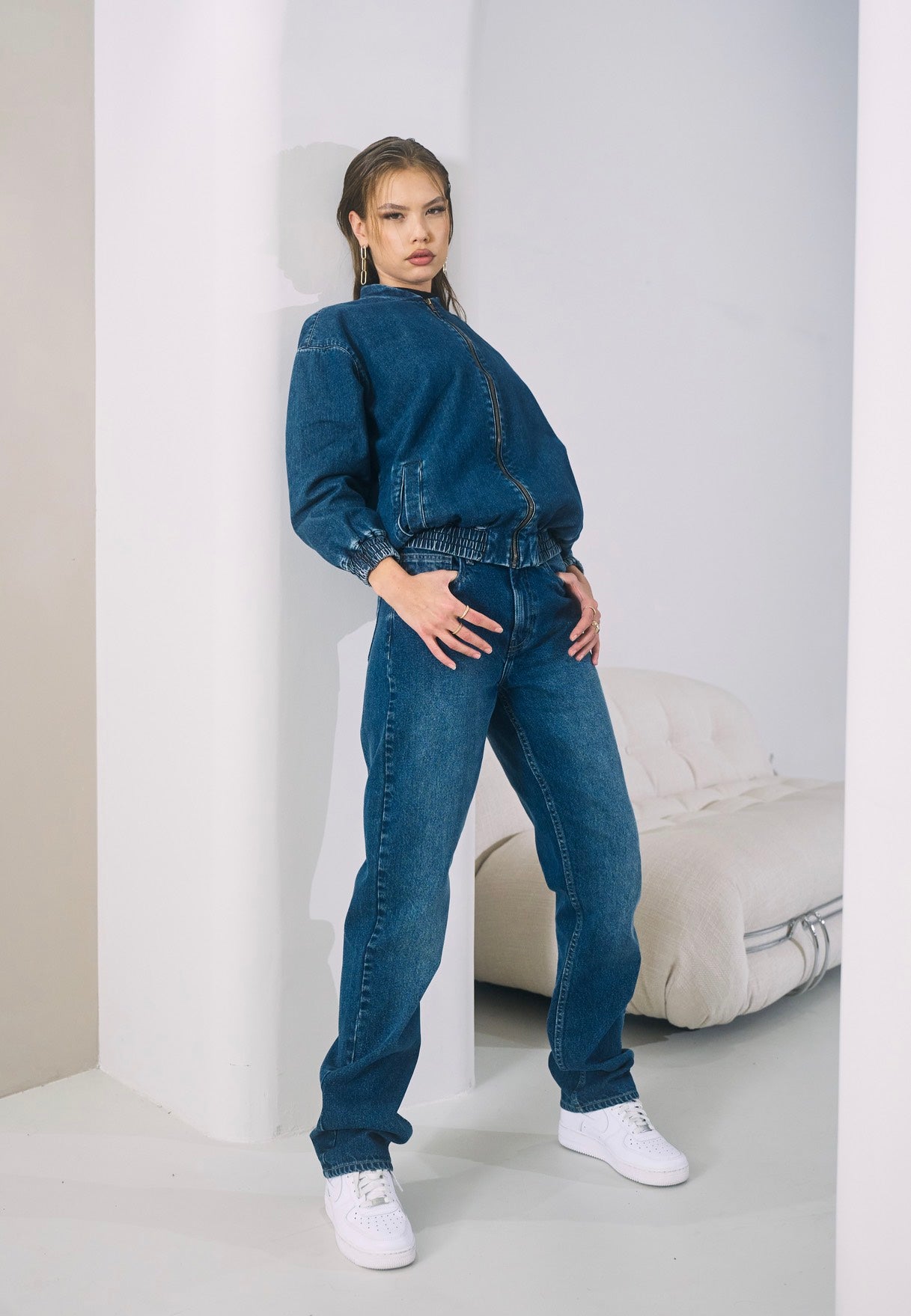 Urban Classics - Ladies Straight Fit Denim Mid Deep Blue Washed - Jeans | Women-Image