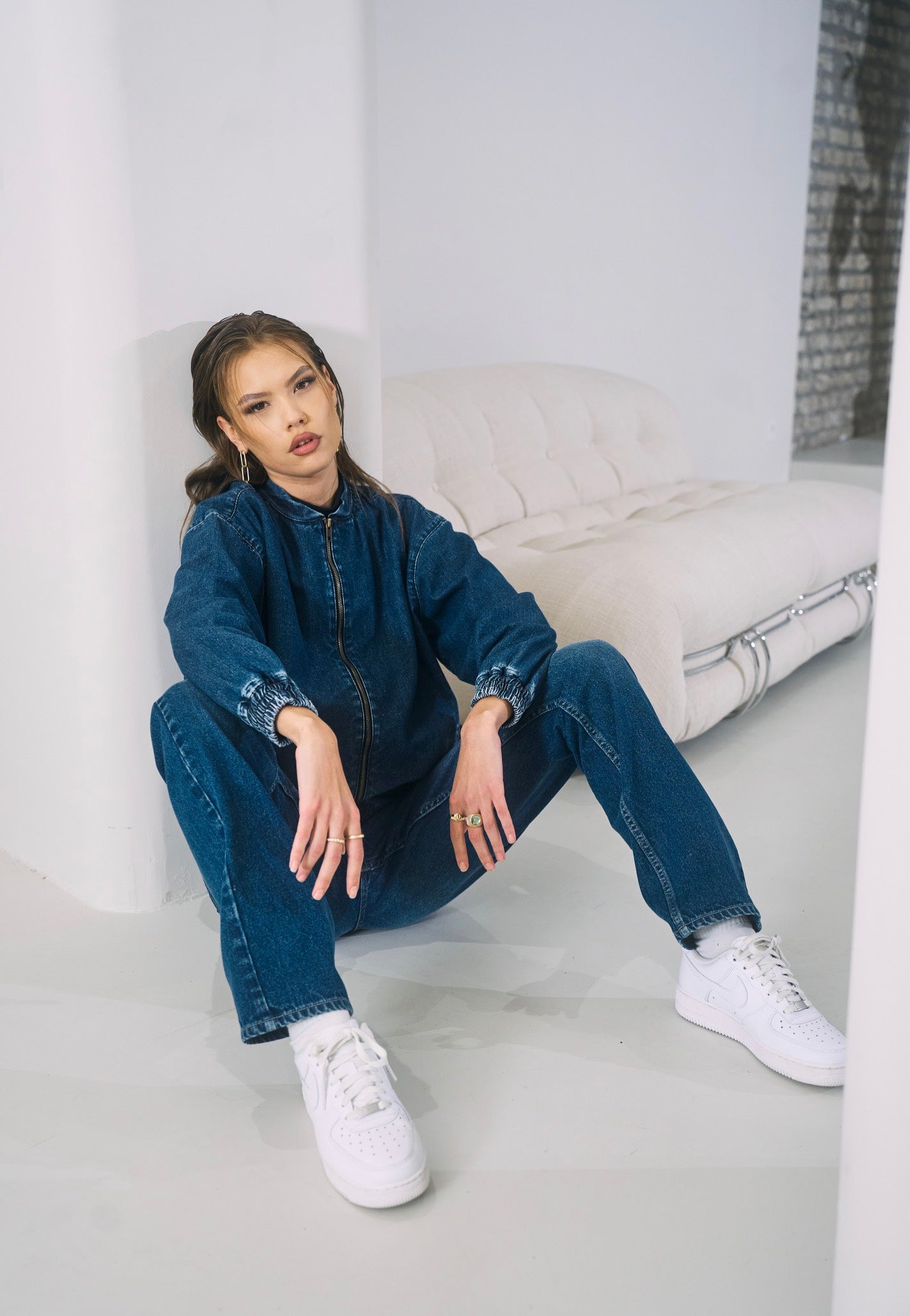 Urban Classics - Ladies Straight Fit Denim Mid Deep Blue Washed - Jeans | Women-Image