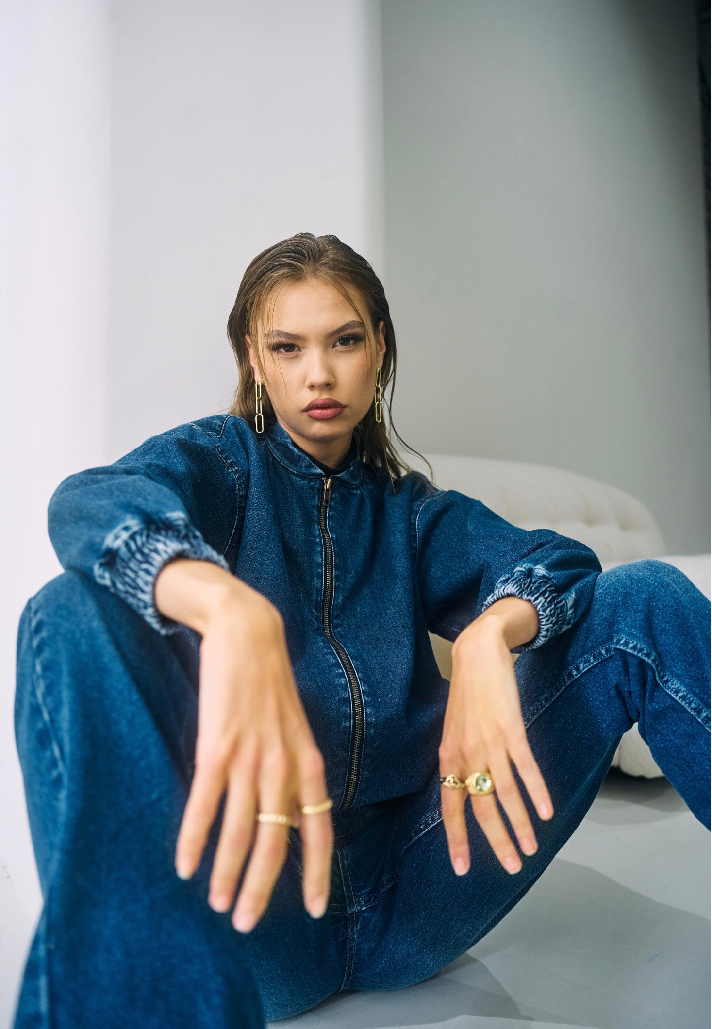 Urban Classics - Ladies Straight Fit Denim Mid Deep Blue Washed - Jeans | Women-Image