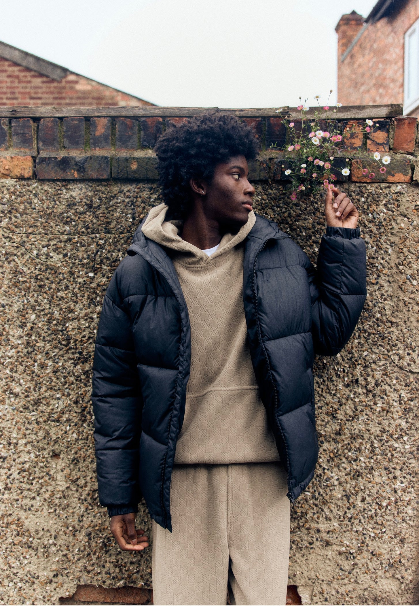 Urban Classics - Basic Puffer With Hood Black - Jacket | Men-Image