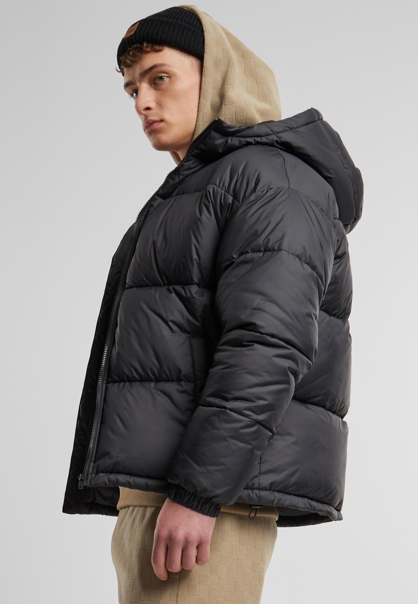 Urban Classics - Basic Puffer With Hood Black - Jacket | Men-Image