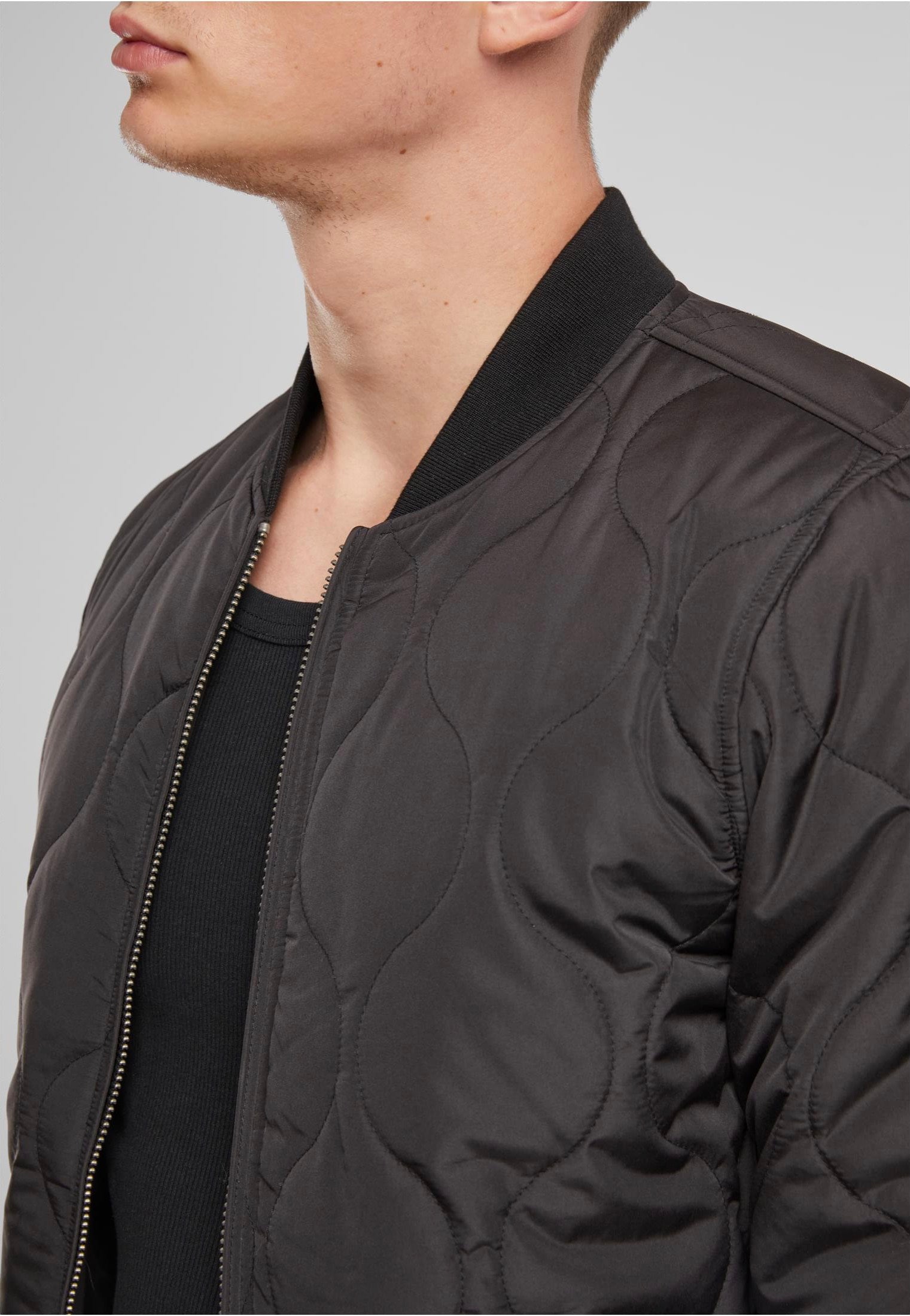 Urban Classics - Onion Quilted Bomber Black - Jacket | Men-Image