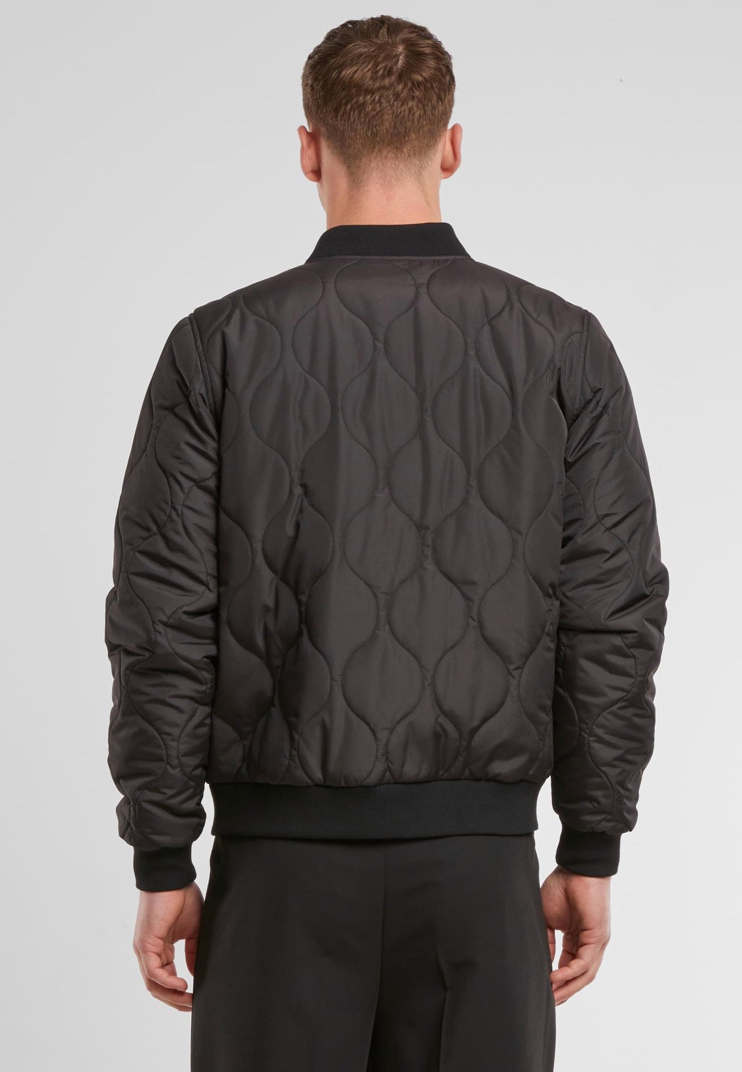 Urban Classics - Onion Quilted Bomber Black - Jacket | Men-Image