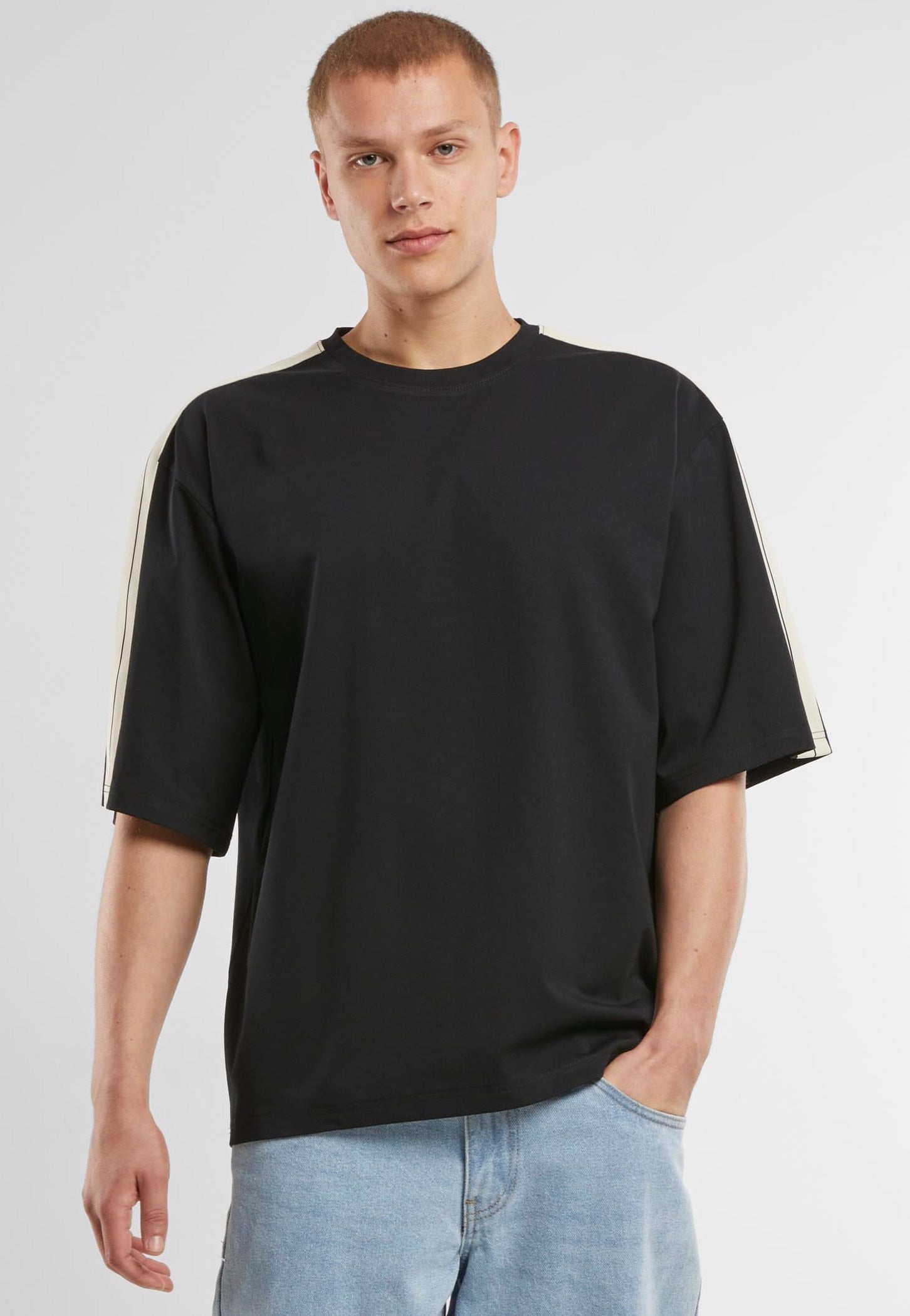 Urban Classics - Tennis Core Black - T-Shirt | Men-Image
