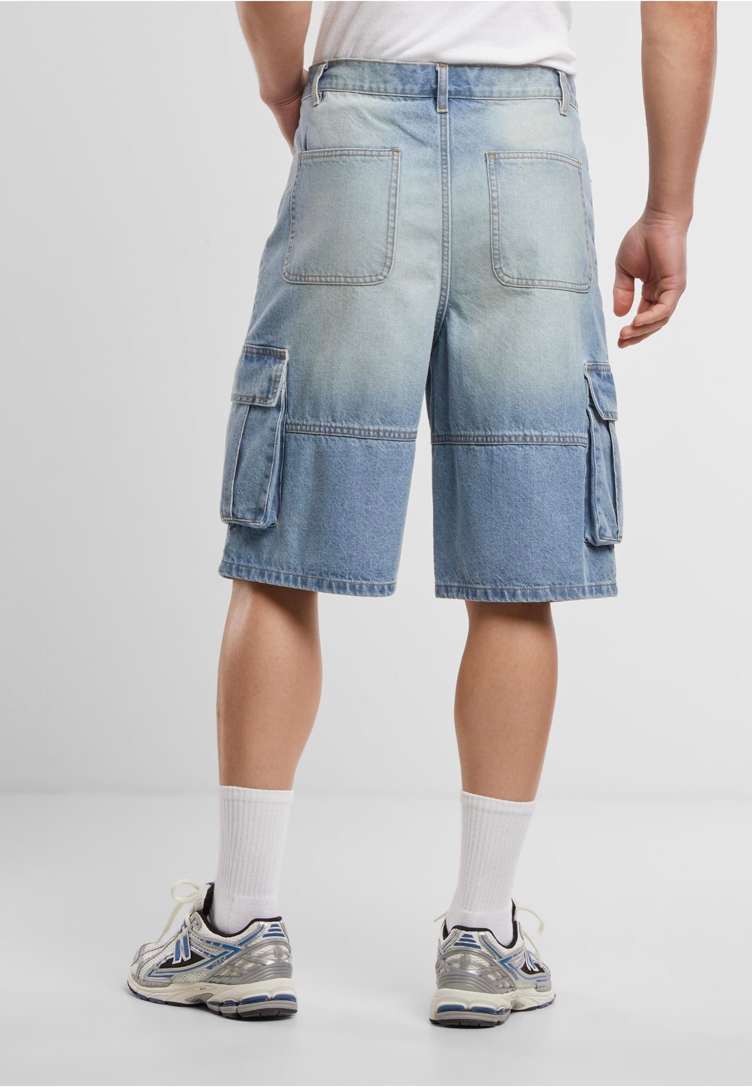 Urban Classics - Relaxed Denim Cargo New Light Blue Dirty Washed - Shorts | Men-Image