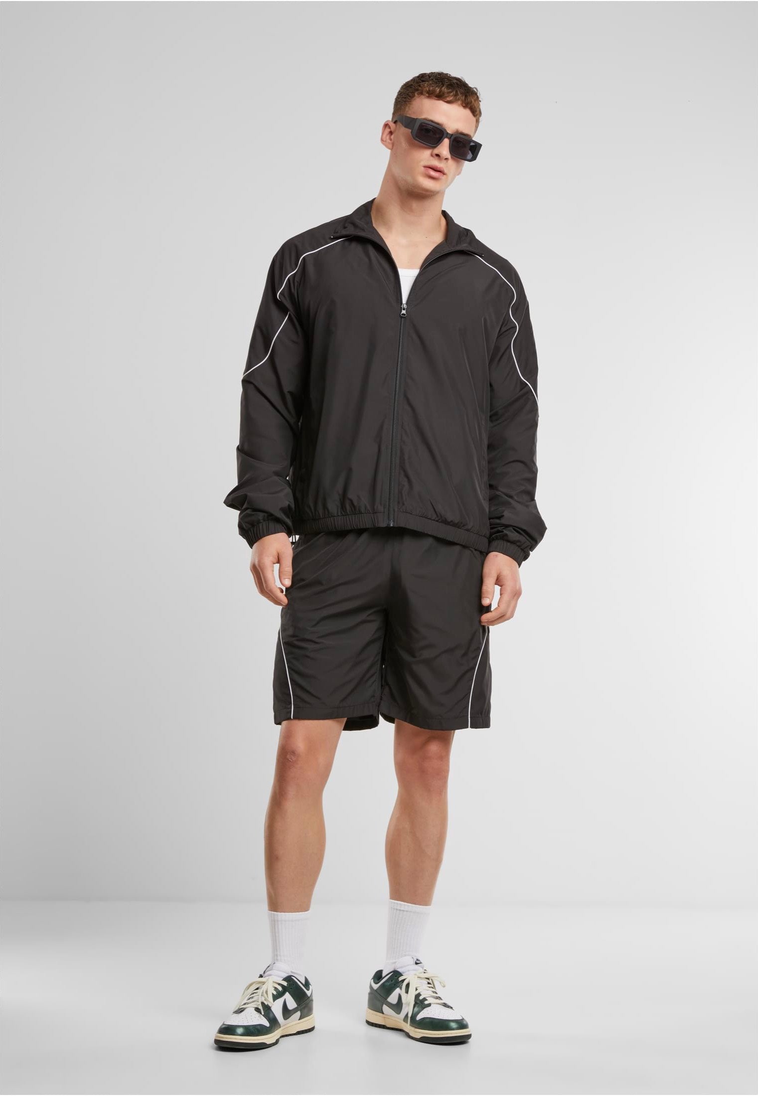 Urban Classics - Piped Panel Black - Track Jacket | Men-Image