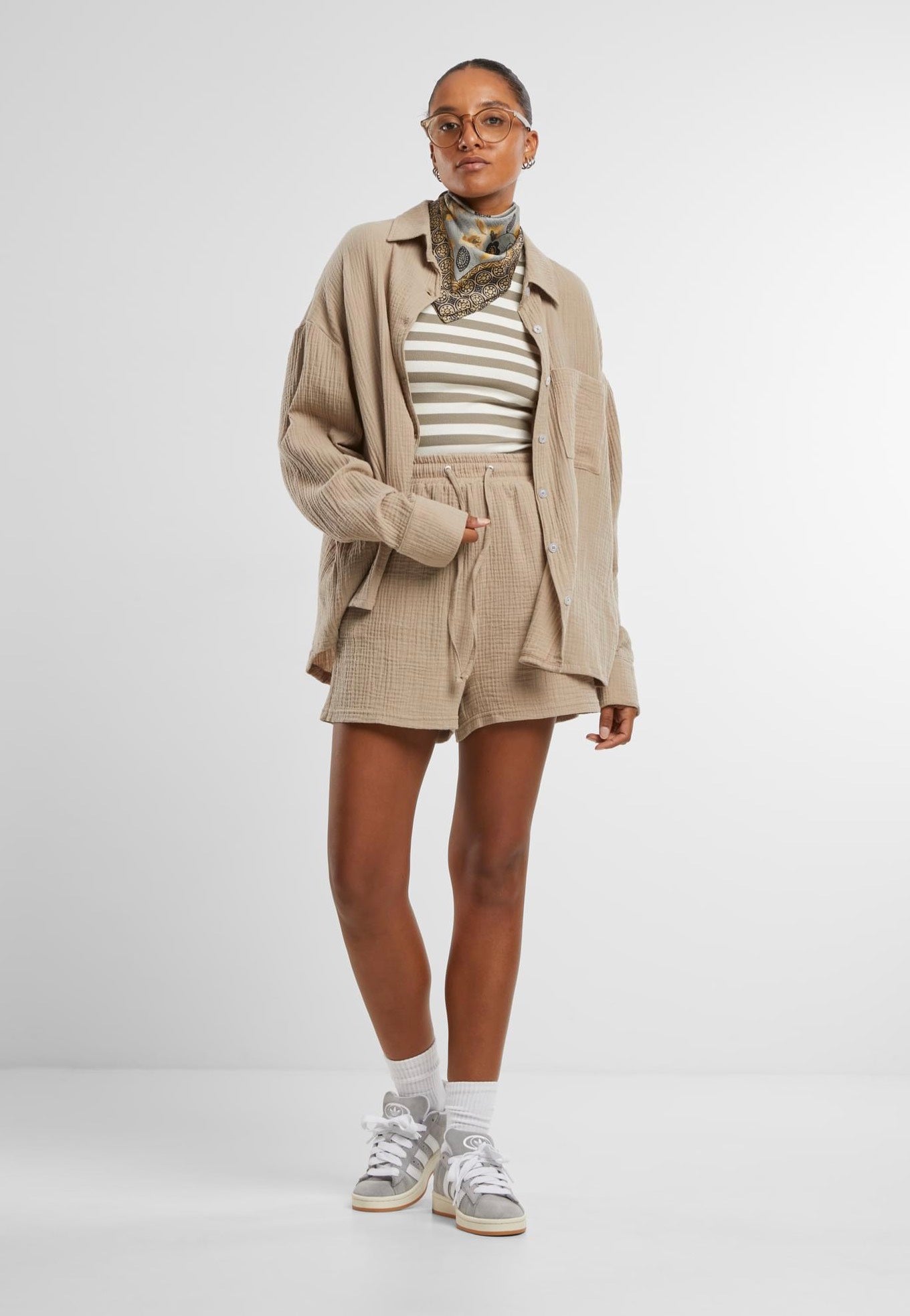 Urban Classics - Ladies Musselin Chalkdust - Shorts | Women-Image