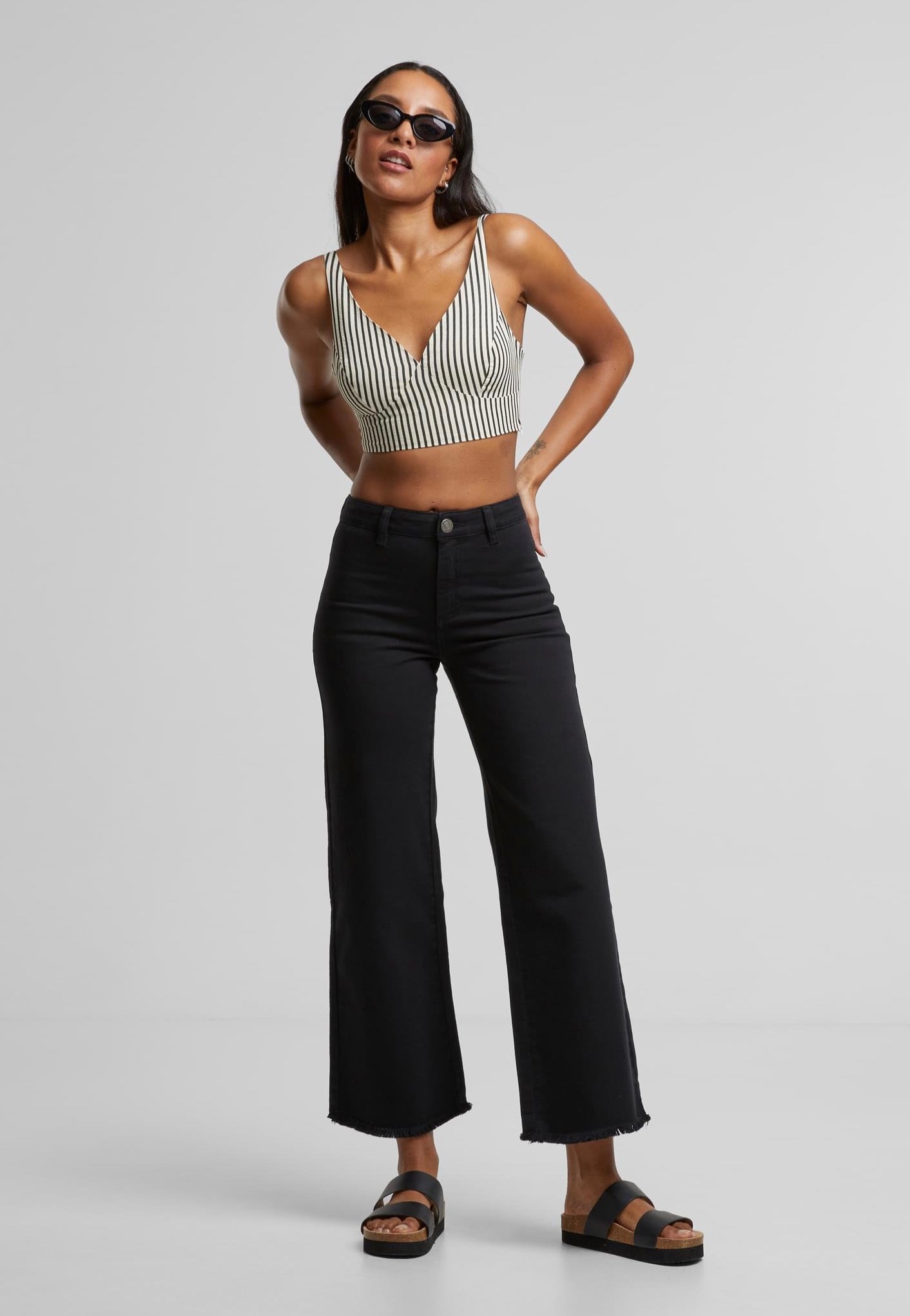 Urban Classics - Ladies Relaxed Straight Fit Denim - Jeans | Women-Image