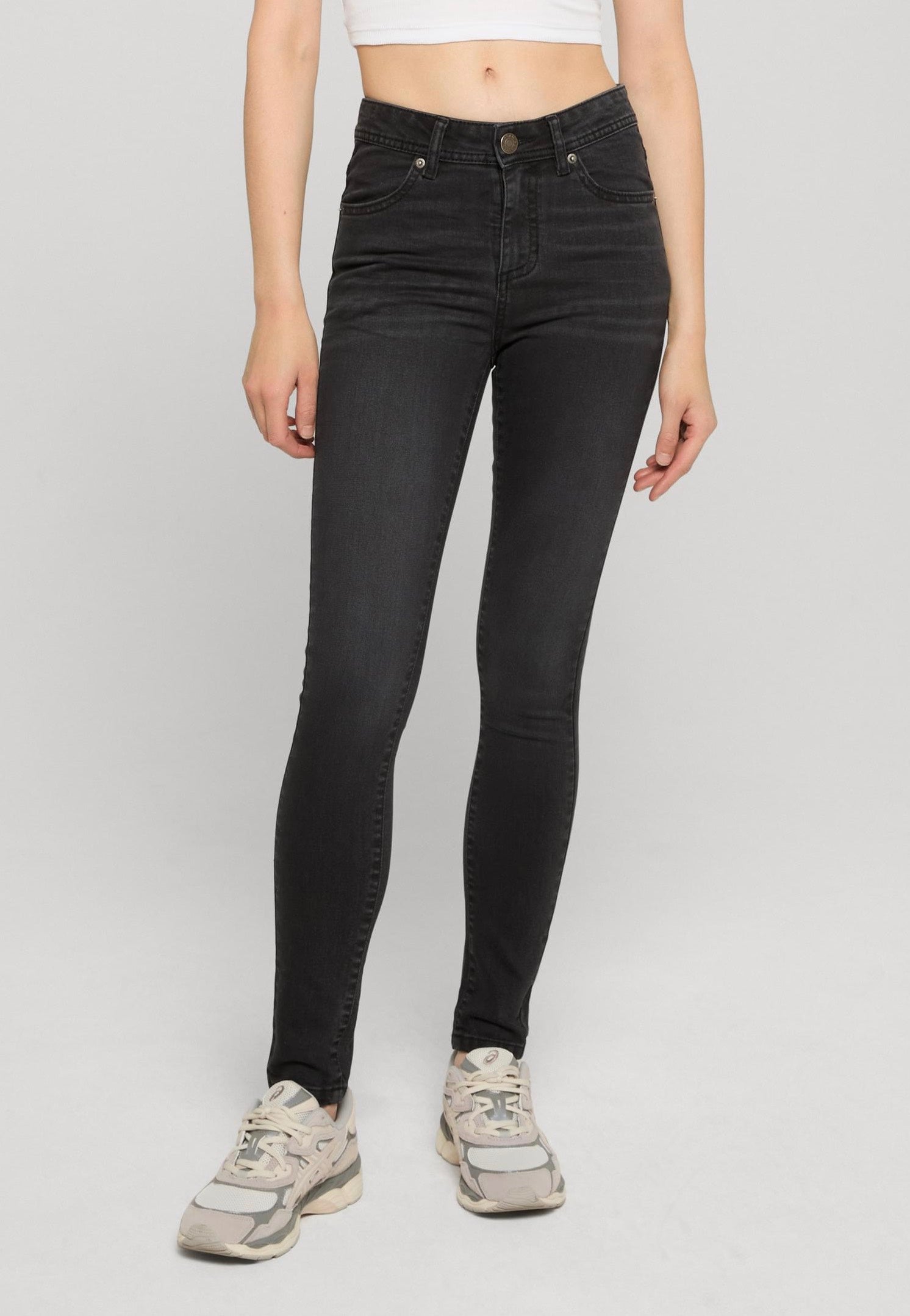 Urban Classics - Ladies Skinny Fit Denim Black Washed - Jeans | Women-Image