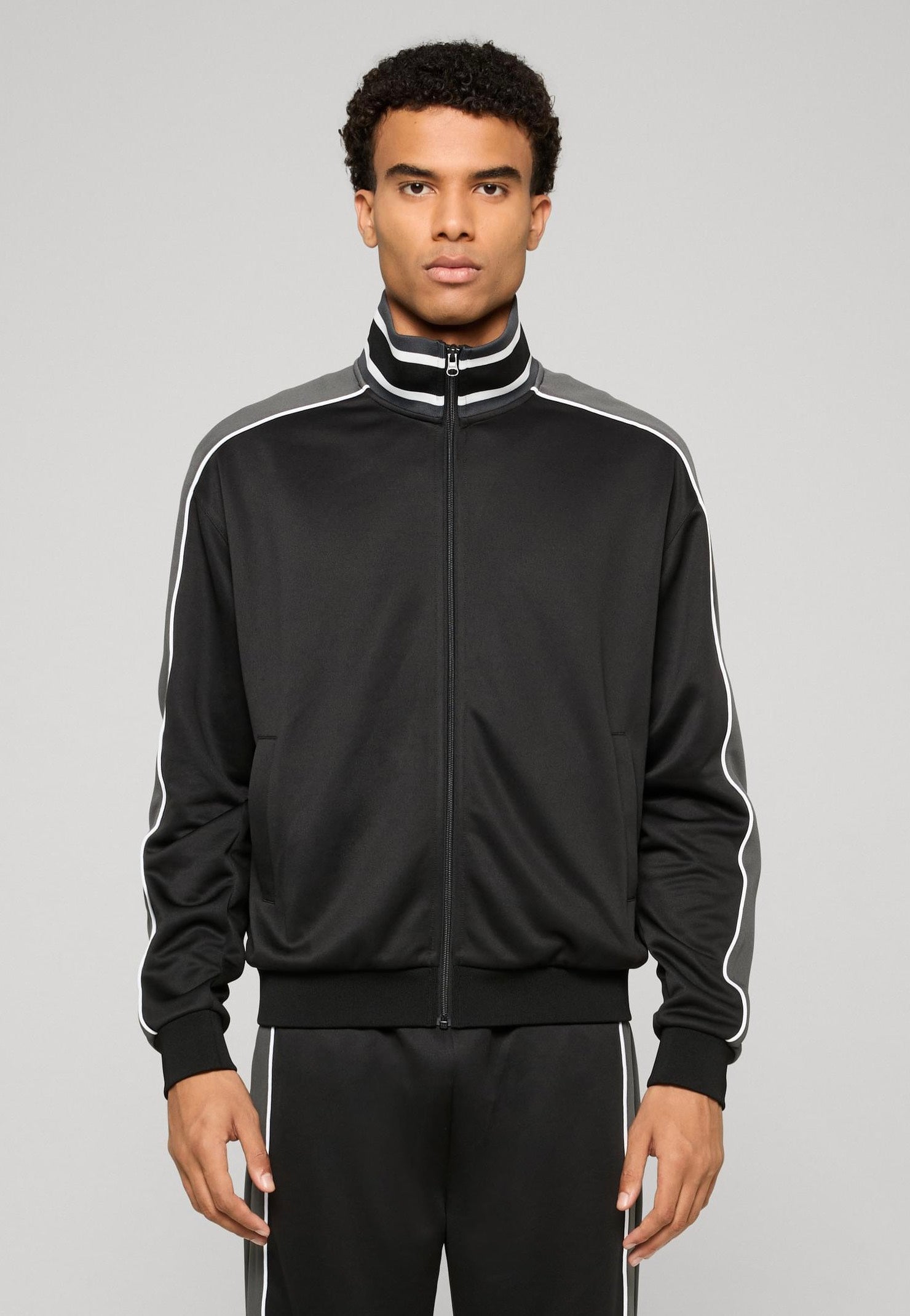 Urban Classics - Interlock College Black - Track Jacket | Men-Image