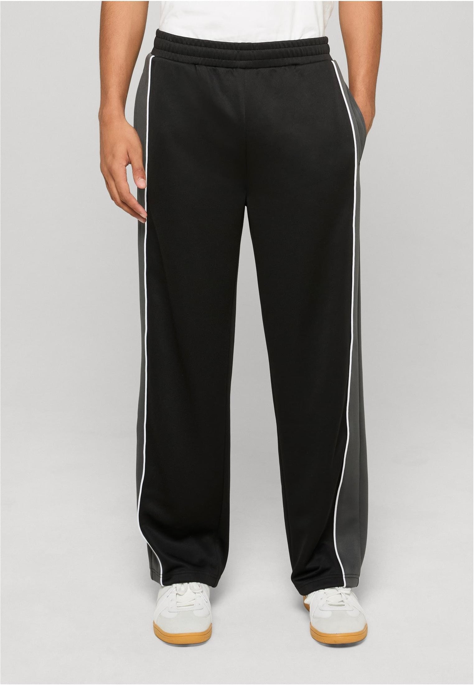 Urban Classics - Interlock College Wideleg Black - Sweat Pants | Men-Image
