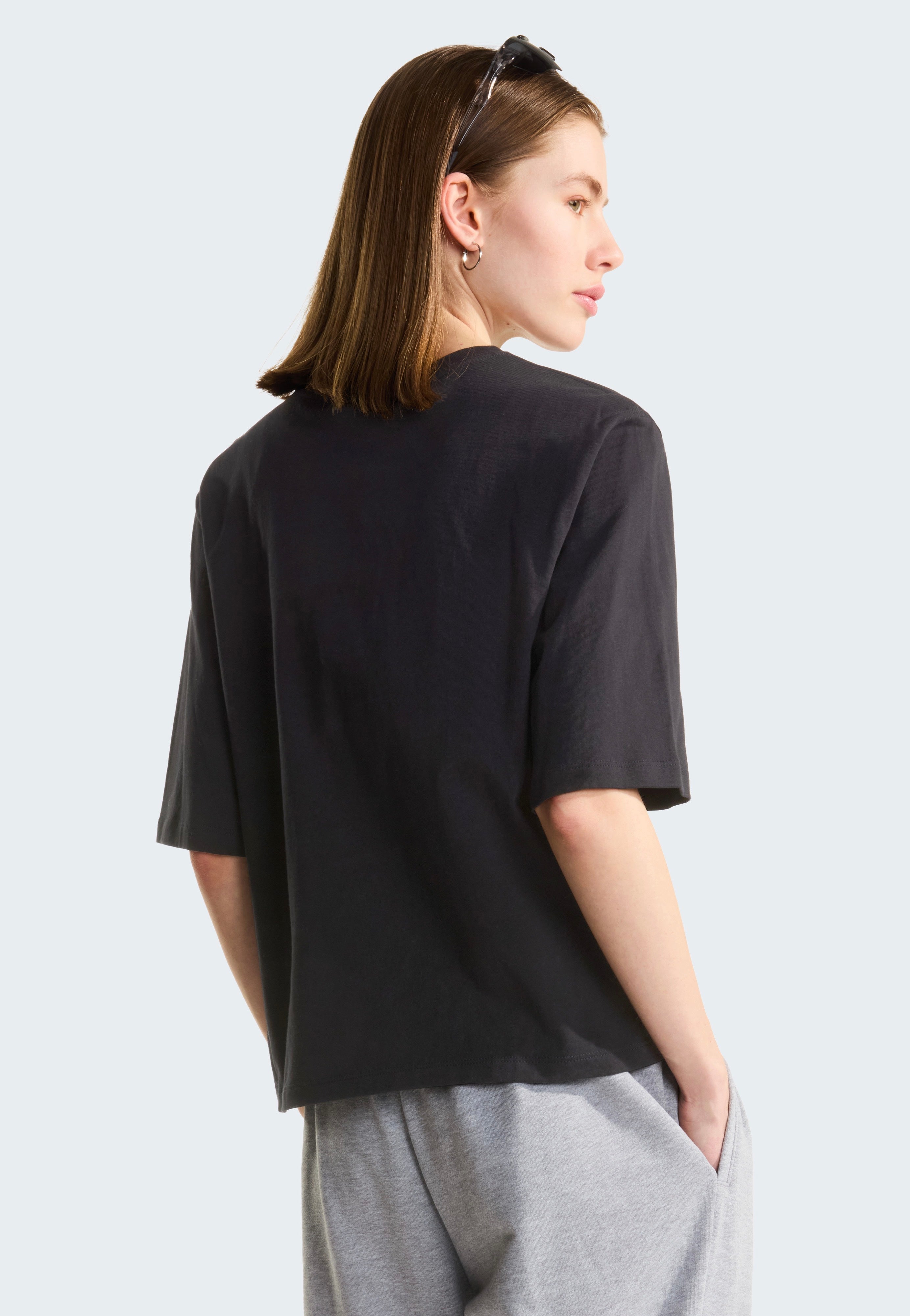The North Face - W Simple Dome Boxy Relaxed TNF Black - T-Shirt | Women-Image