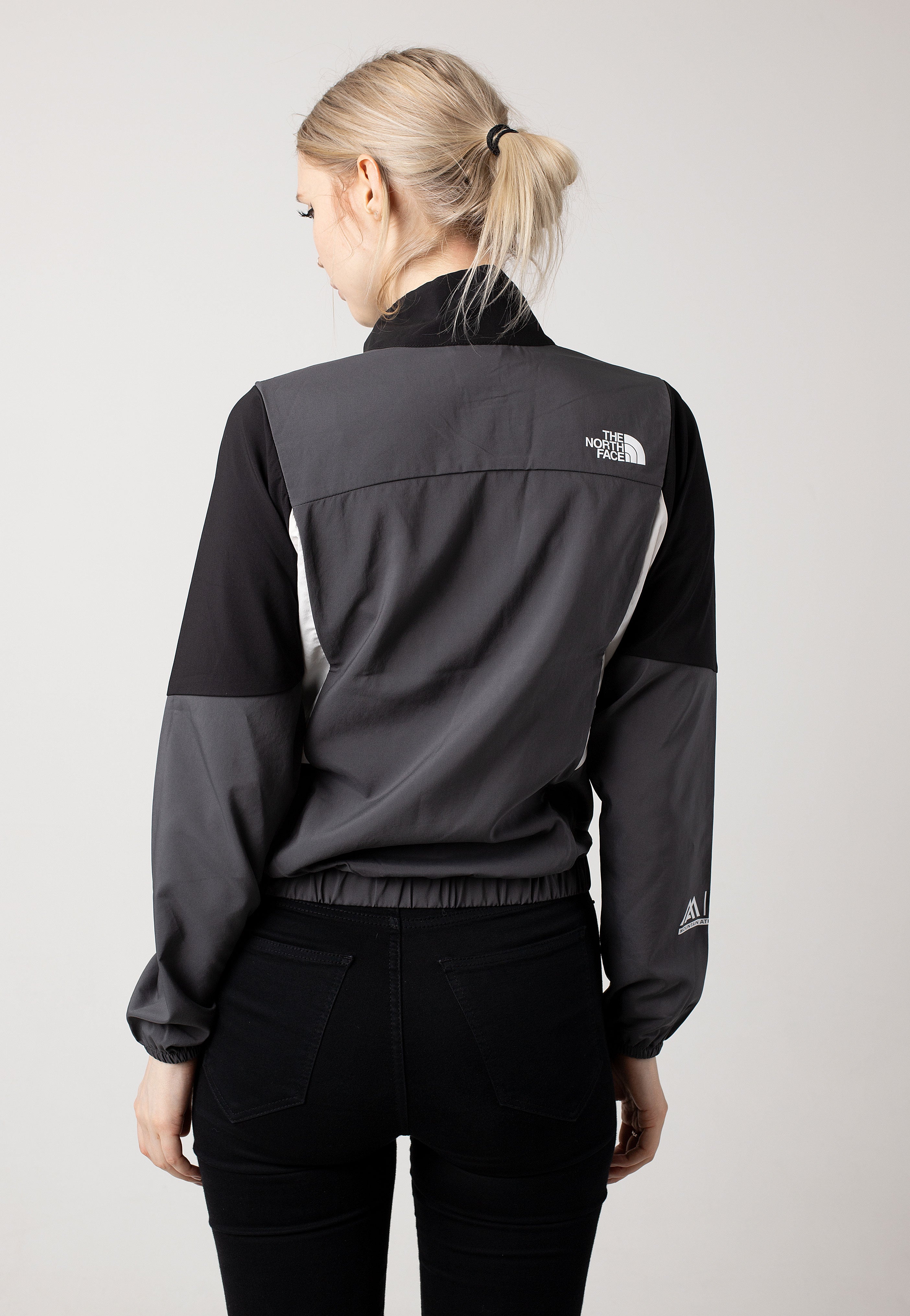 The North Face - Women´s Wind Track Anthracite Grey/White Dune/Tnf Black - Track Jacket | Women-Image