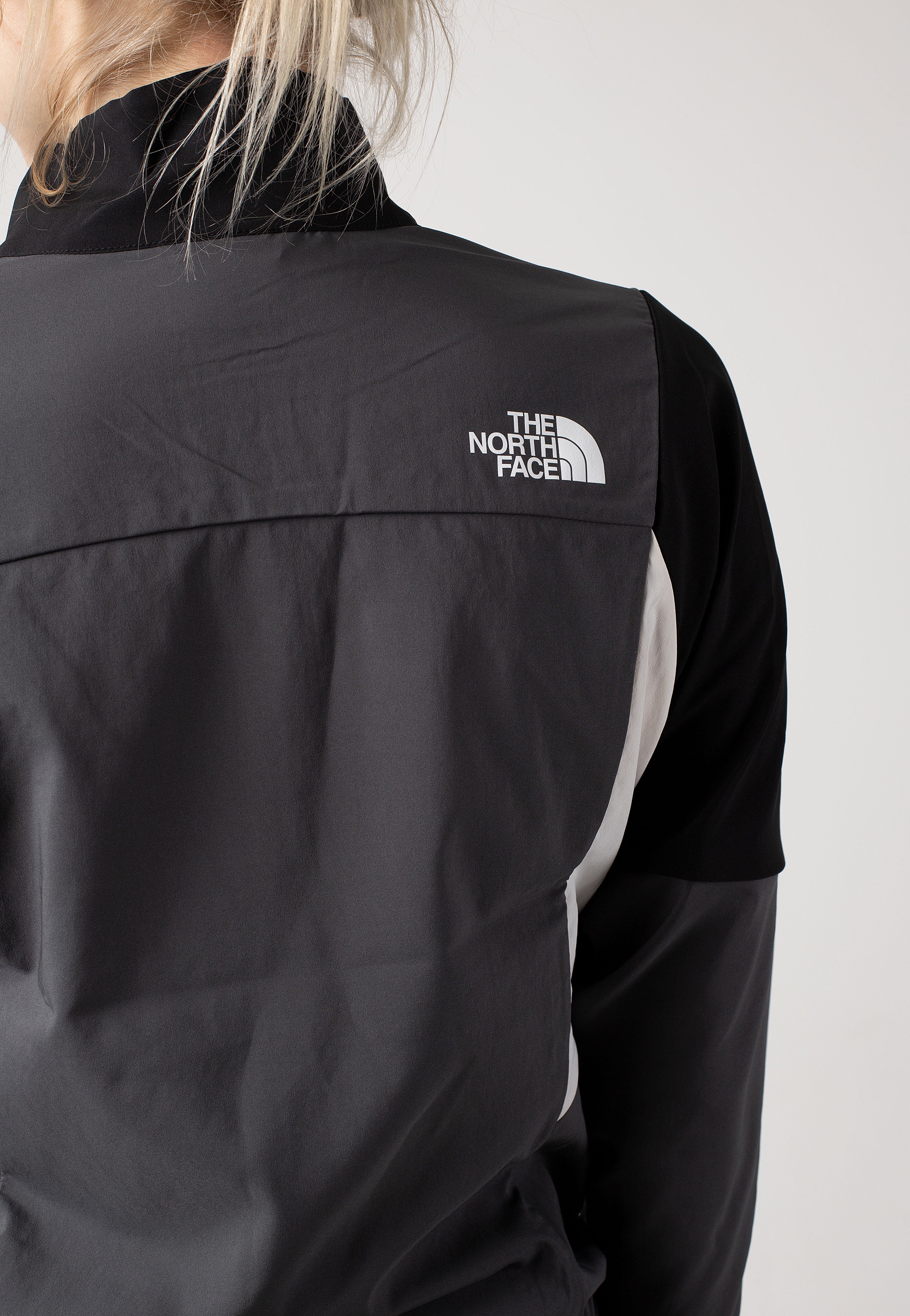 The North Face - Women´s Wind Track Anthracite Grey/White Dune/Tnf Black - Track Jacket | Women-Image