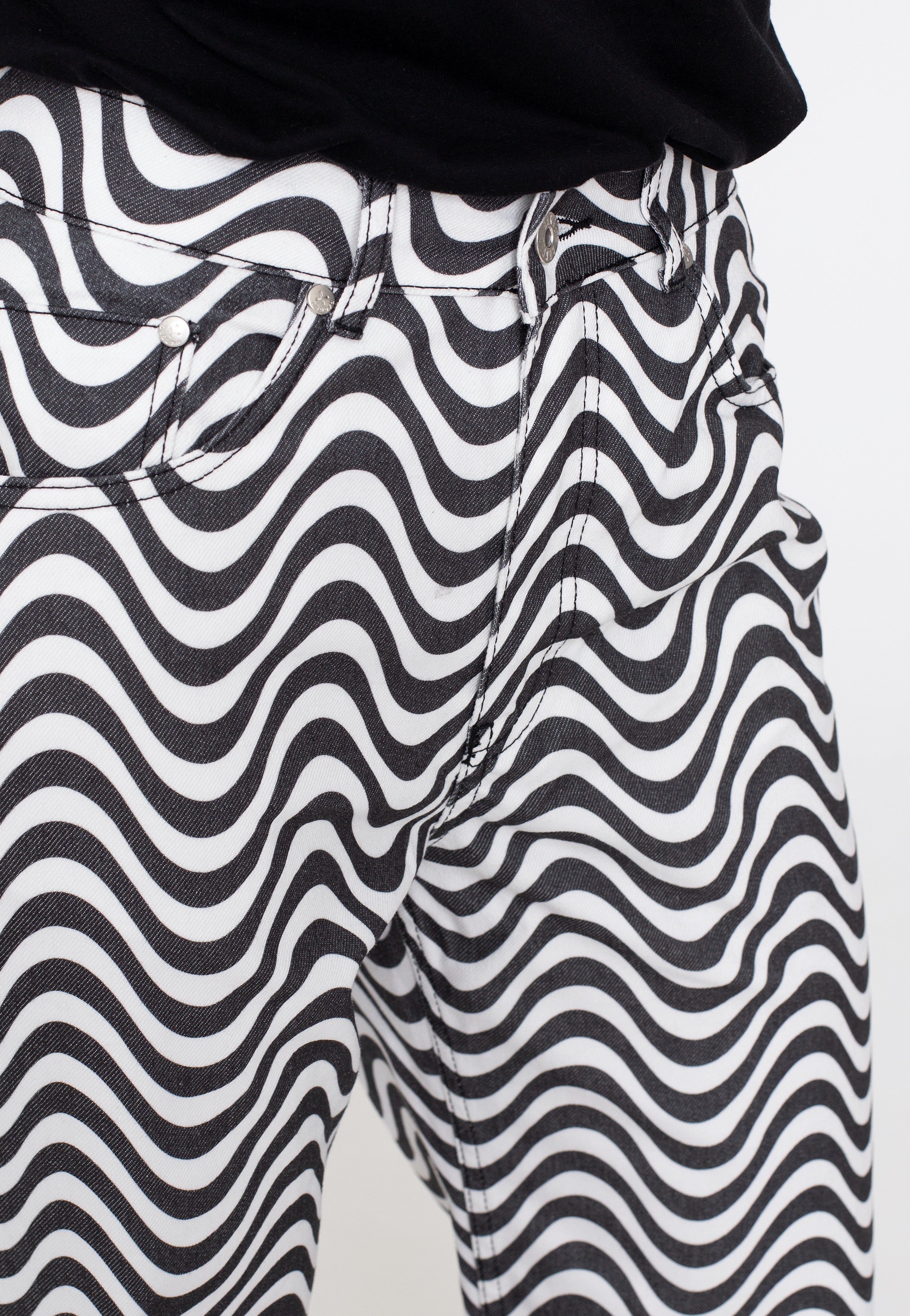 The Ragged Priest - Wave Print Dad White/Charcoal - Jeans | Women-Image