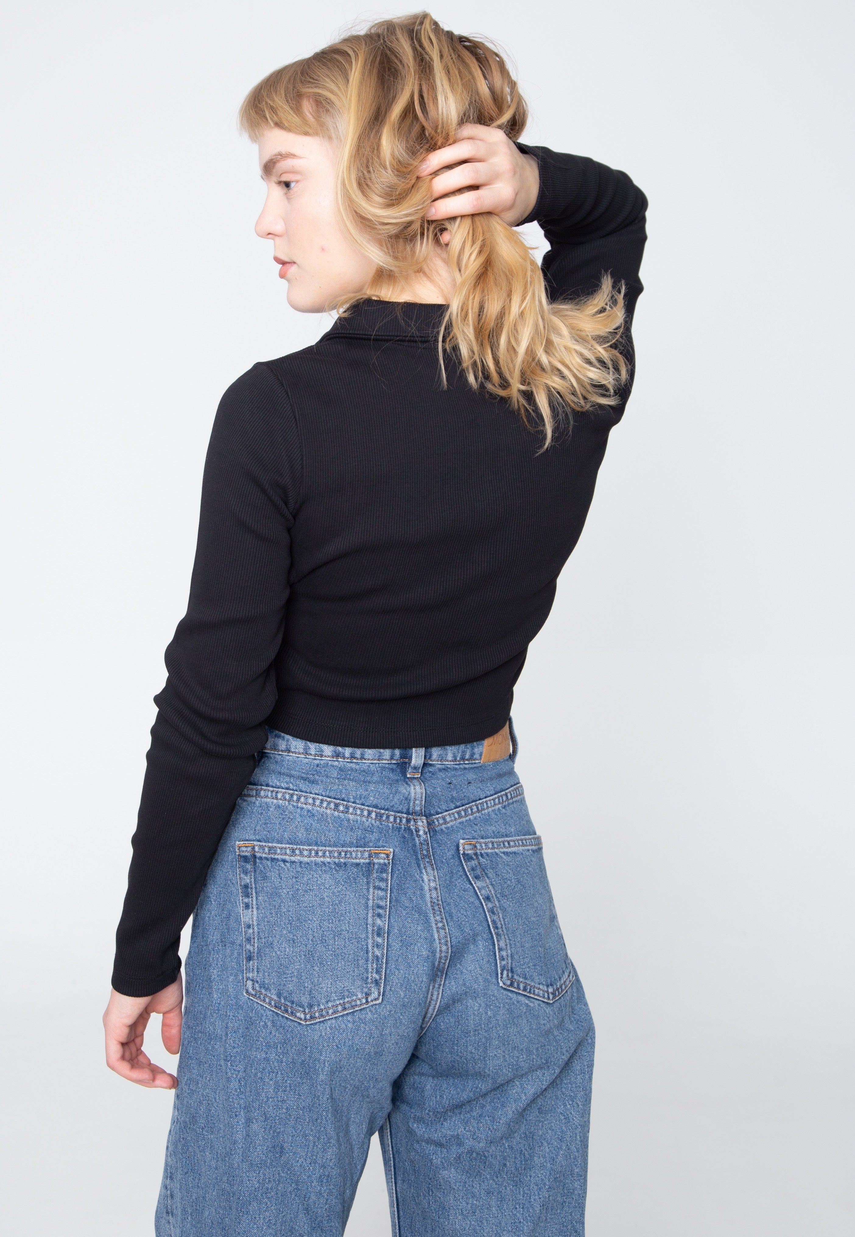 The Ragged Priest - Wednesday Black - Top | Women-Image