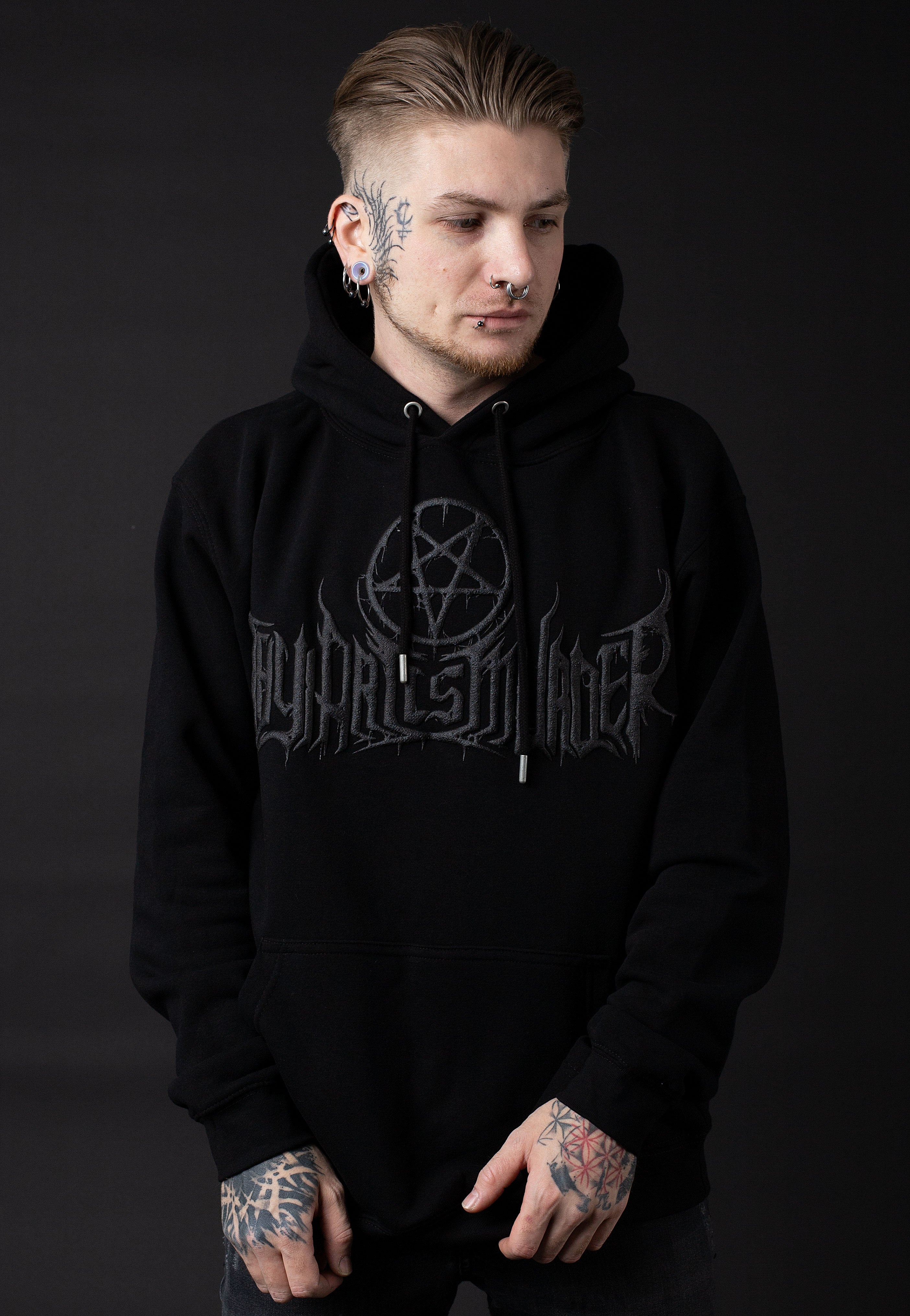 Thy Art Is Murder - Pentagram Logo Limited Black On Black - Hoodie | Men-Image