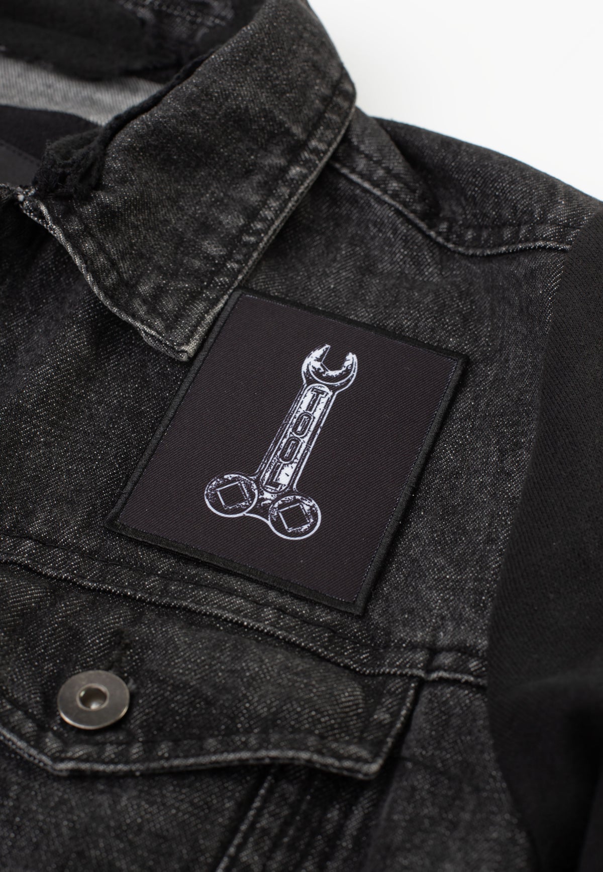 Tool 72826 Logo Patch | Neutral-Image