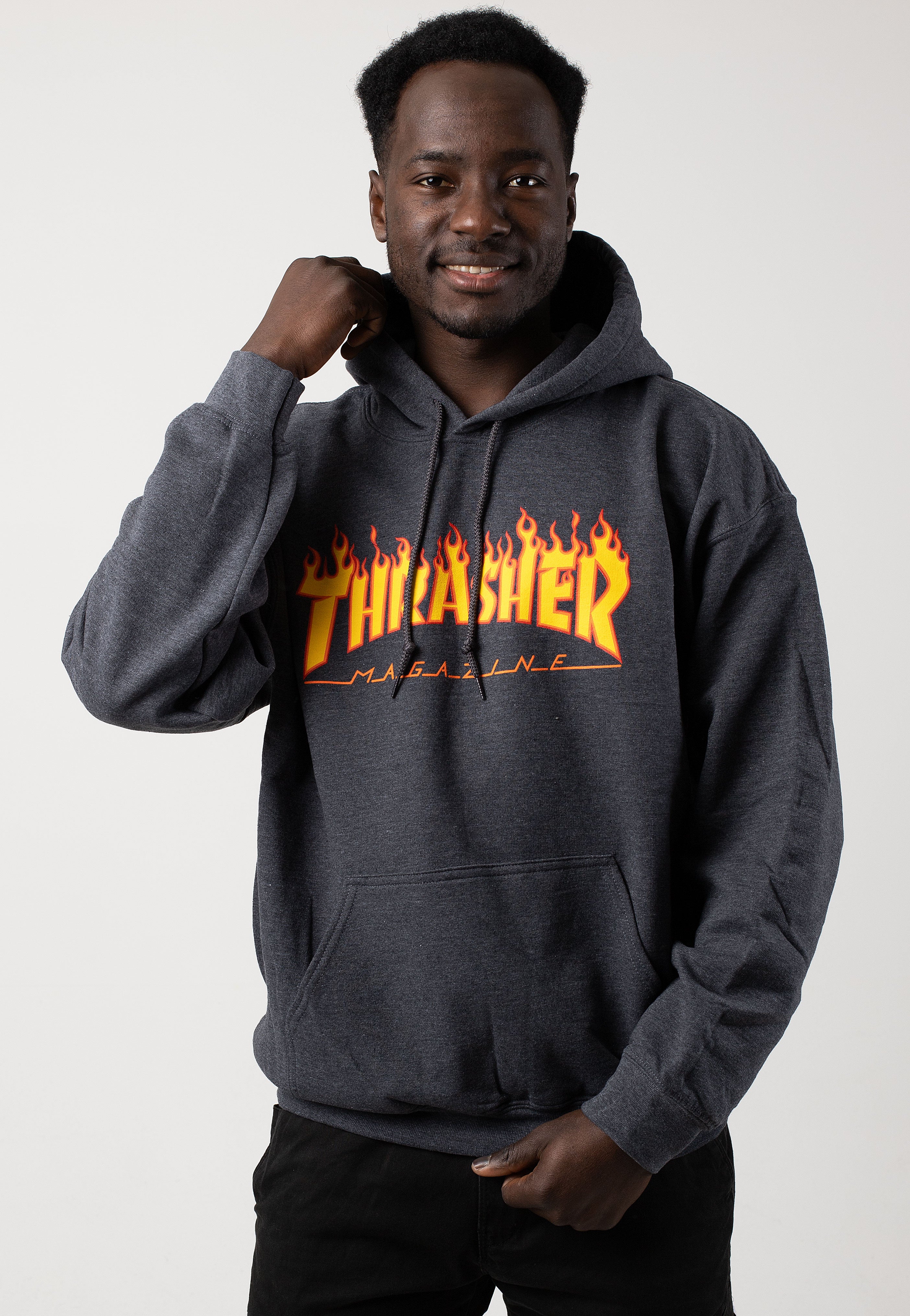 パーカー・フーディ THRASHER Two-tone flame hoodie navy TR2403HD05NA trasher3-422_2274cbdb-7857-