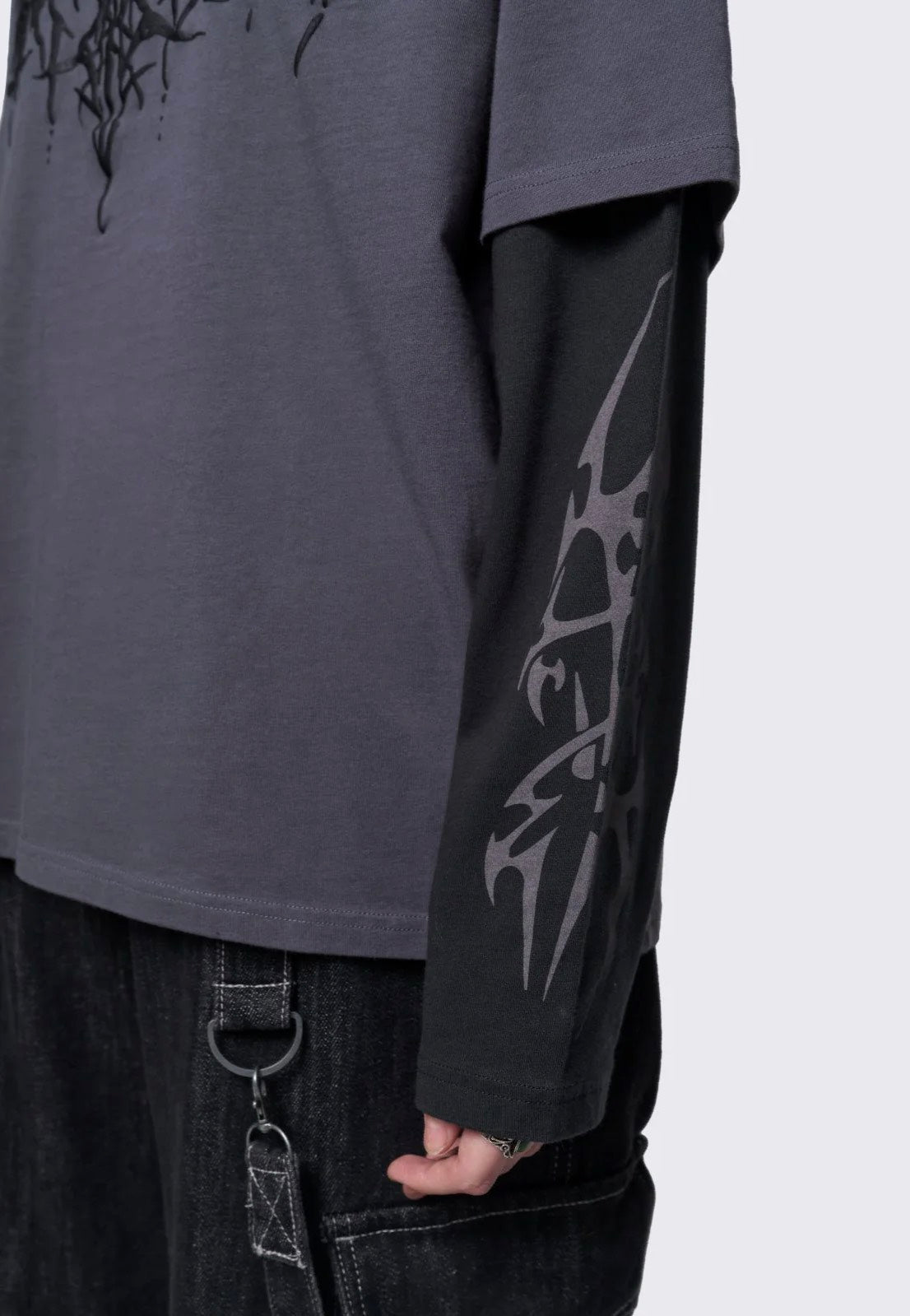 Minga London - Untamed Layered Grey - T-Shirt | Women-Image