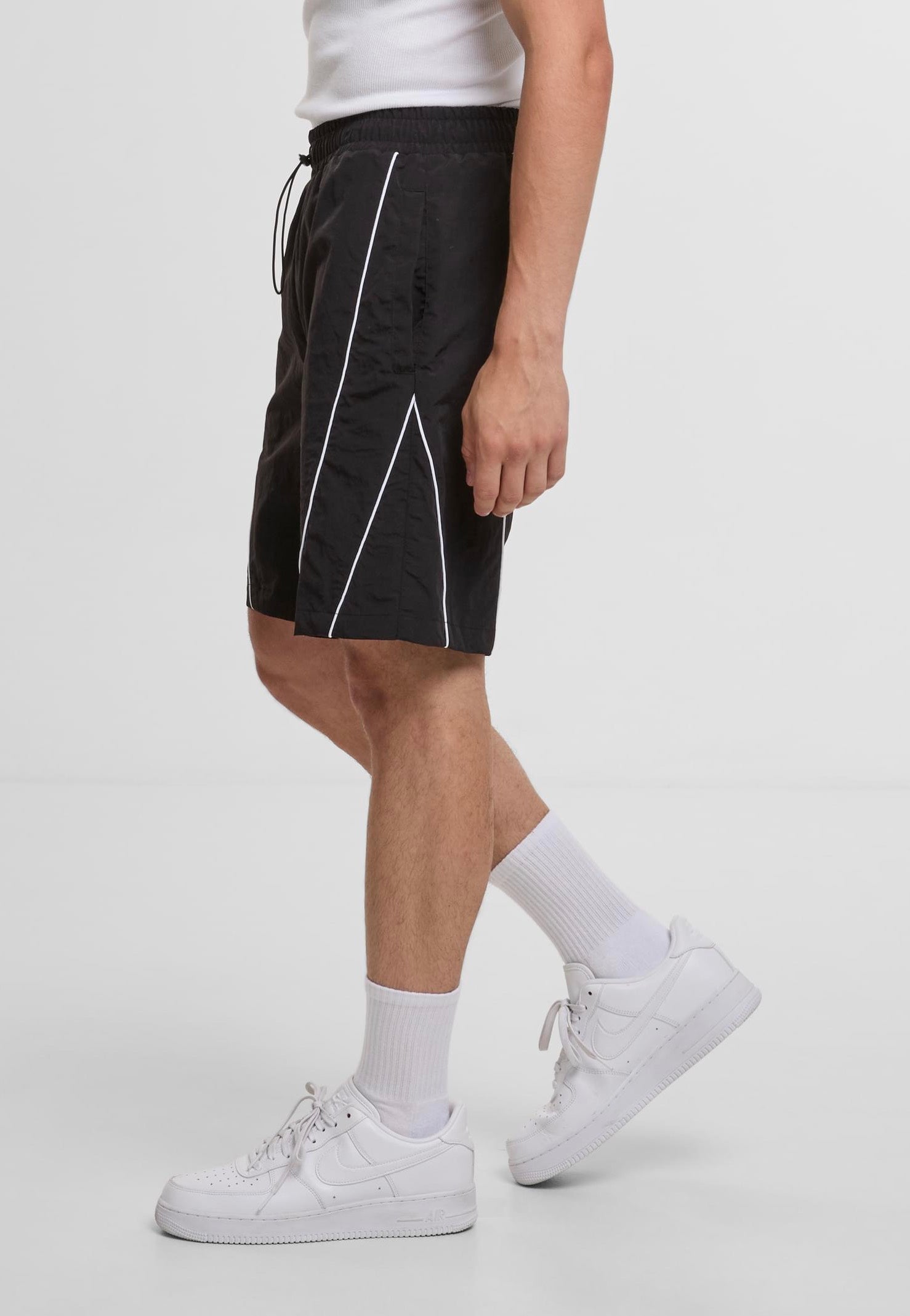 Urban Classics Piping Track Black Shorts | Men-Image