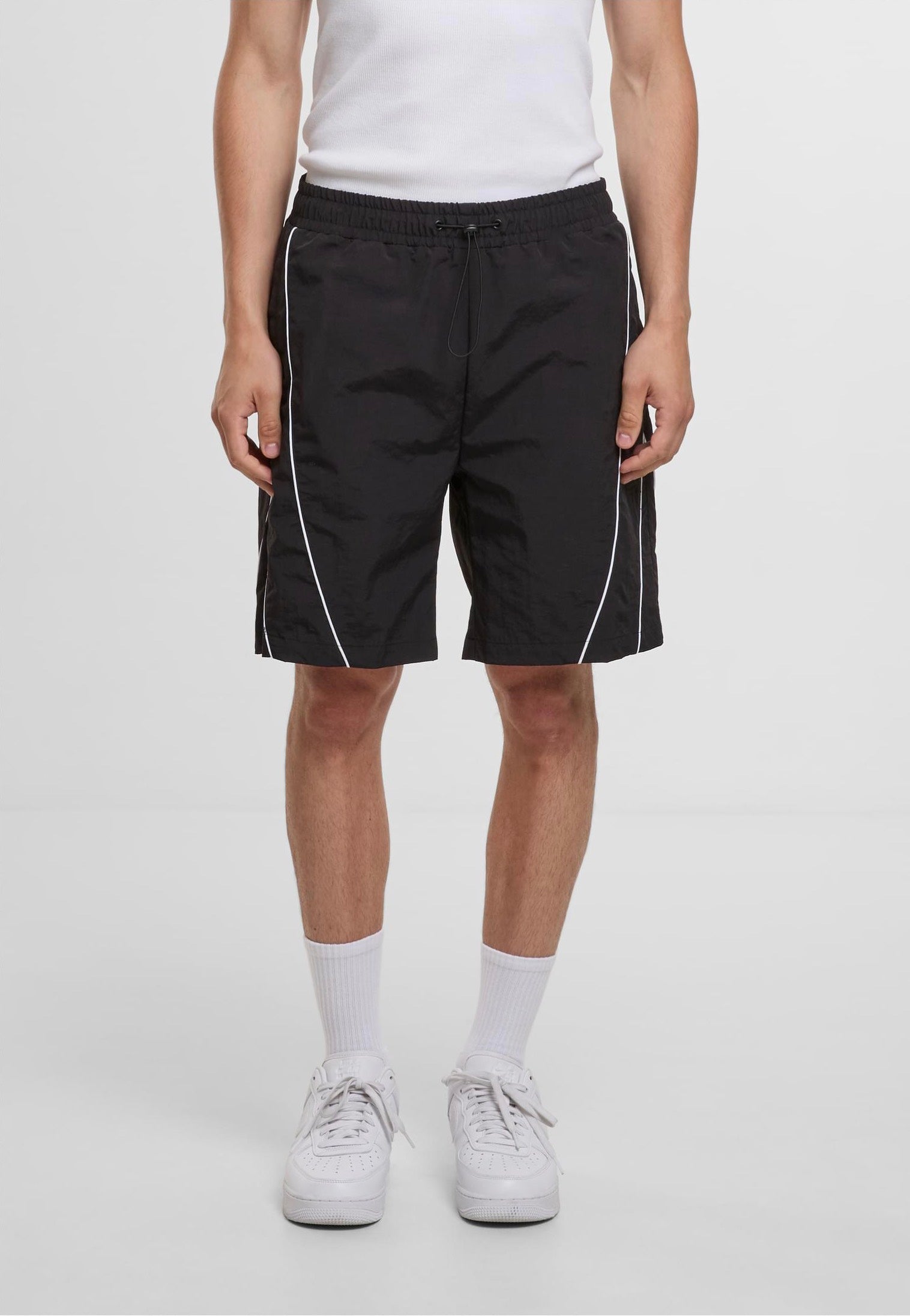 Urban Classics Piping Track Black Shorts | Men-Image
