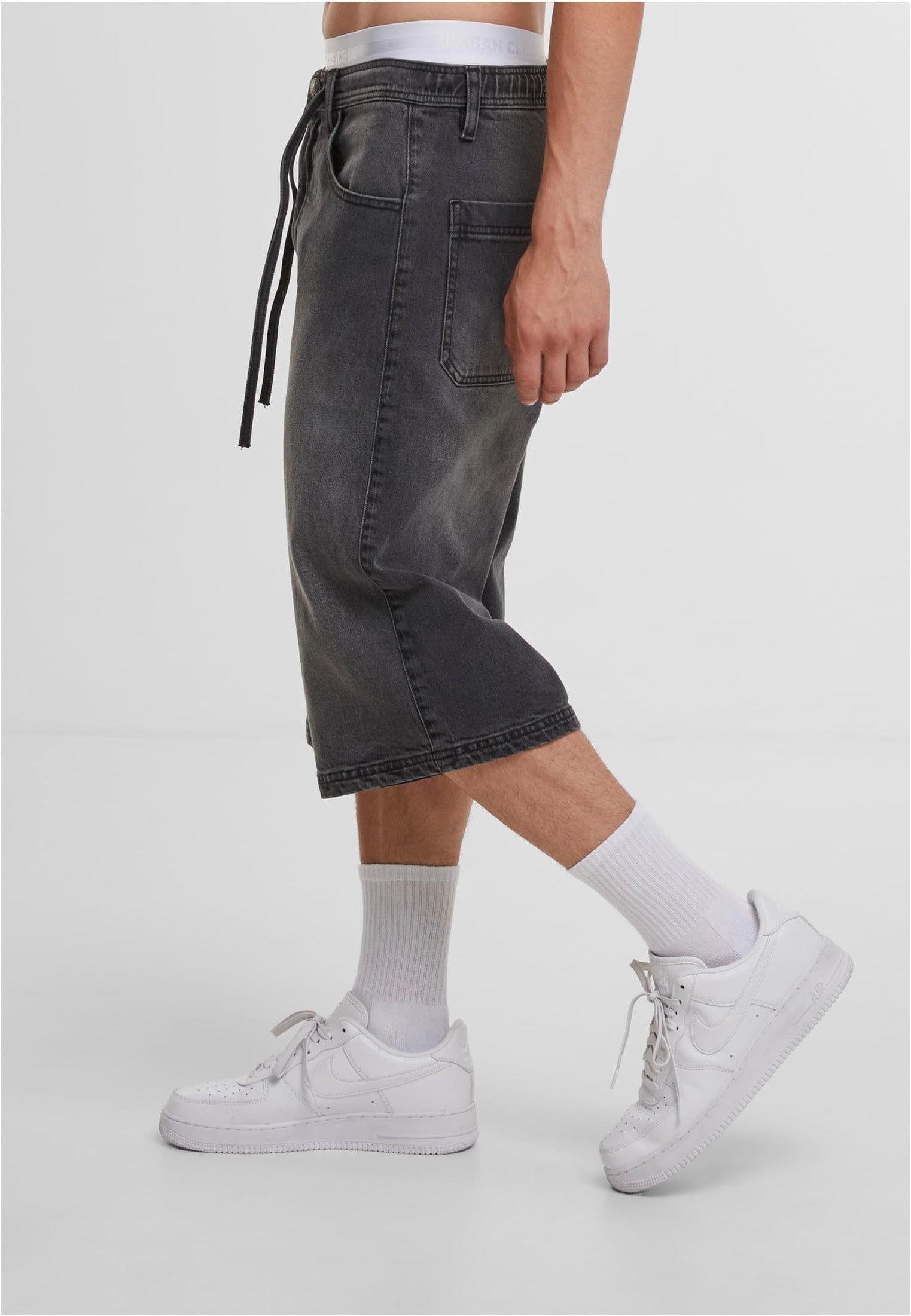 Urban Classics - Skater Shorts With Drawcord Black Washed - Shorts | Men-Image