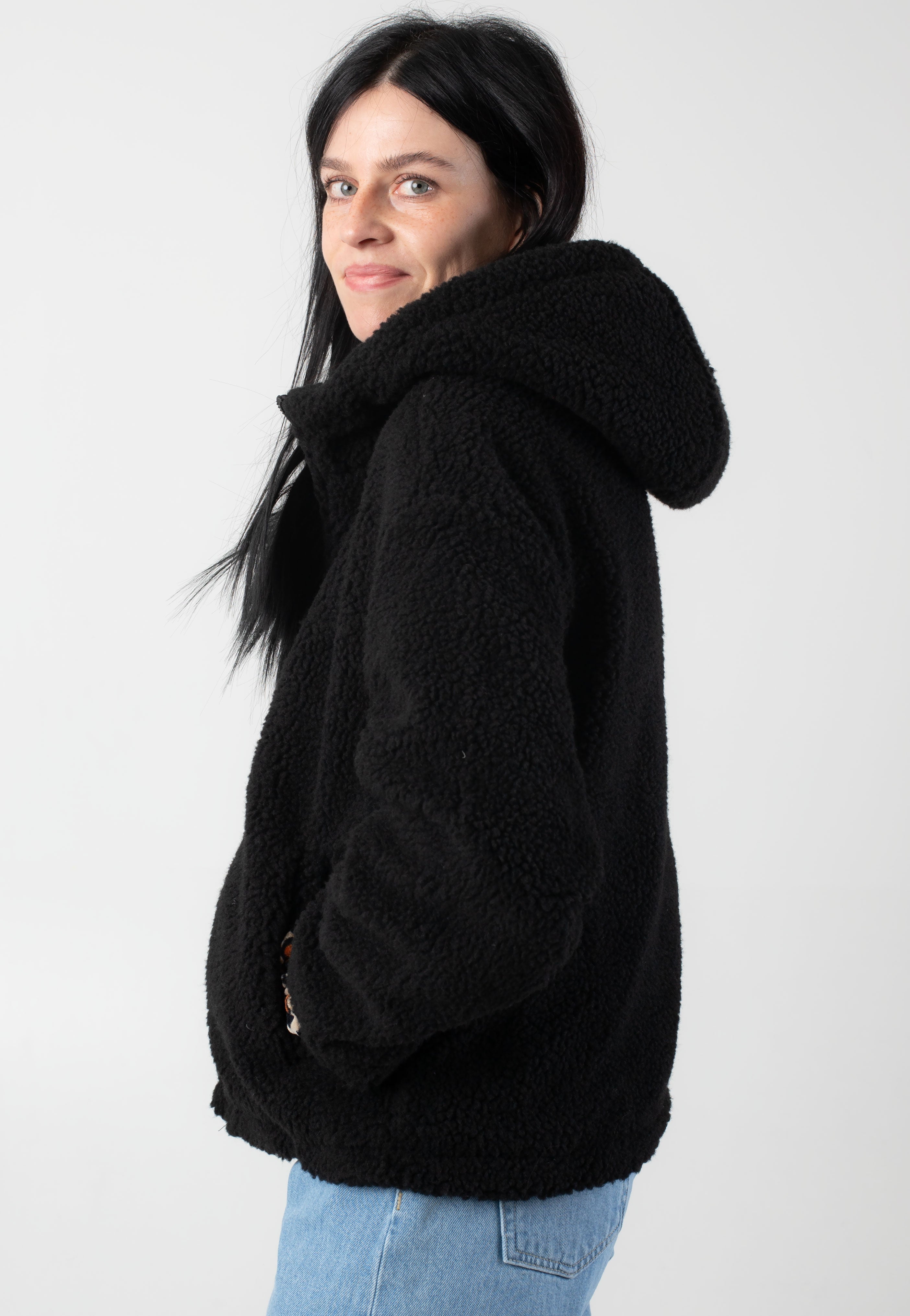 Urban Classics - Ladies Short Hooded Sherpa Black - Jacket | Women-Image