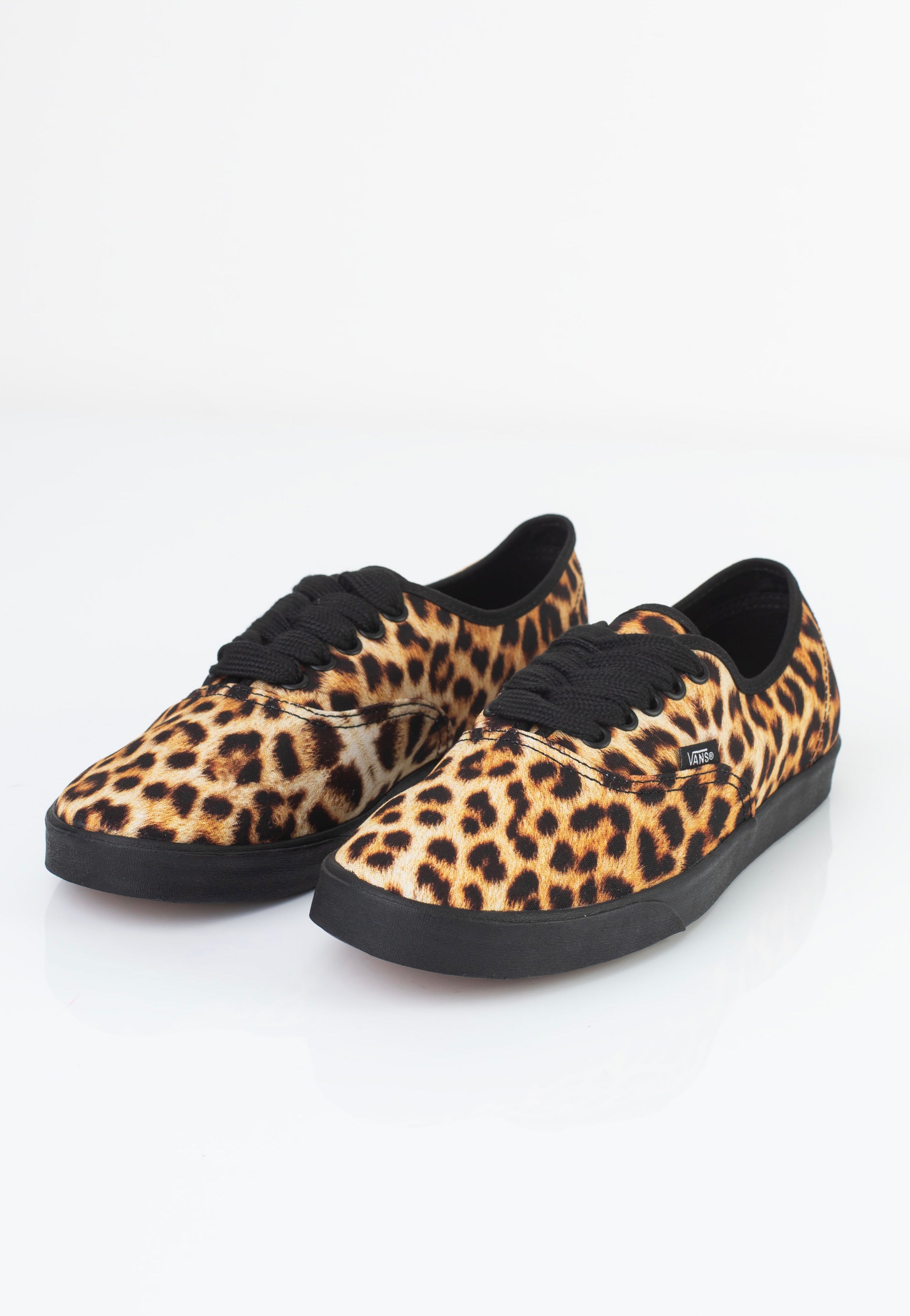 Vans - Authentic Lowpro Leopard - Girl Shoes | Women-Image